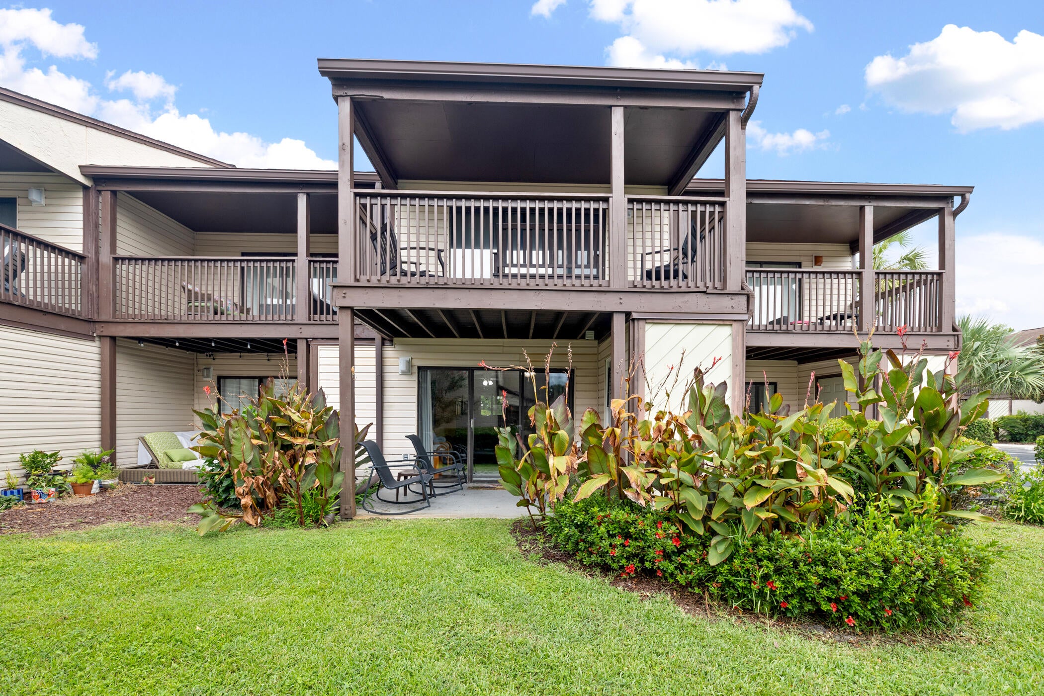 PORTSIDE CONDO - Residential