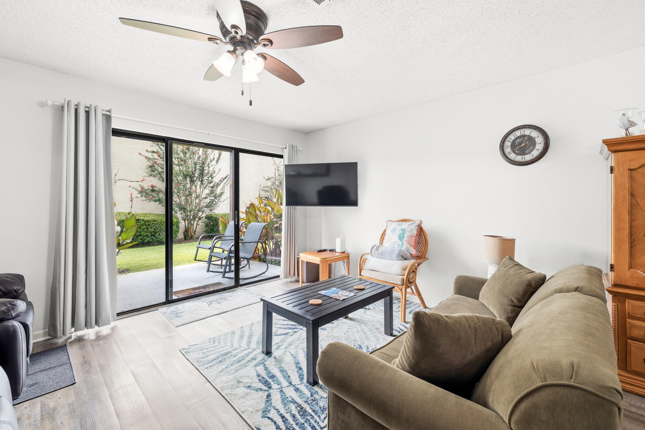 PORTSIDE CONDO - Residential