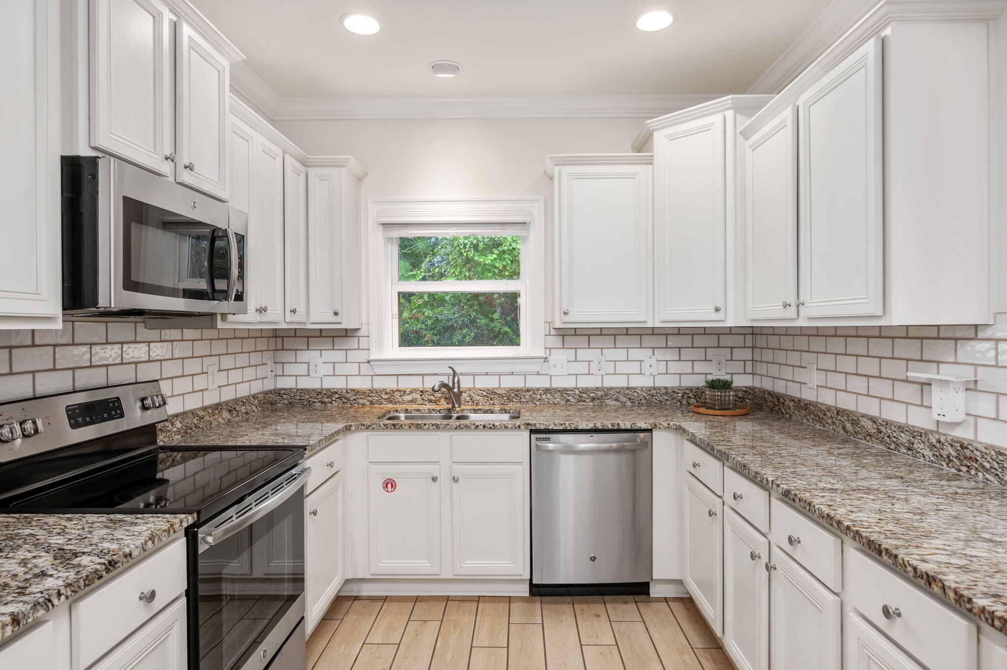 CYPRESS BREEZE PLANTATION - Residential