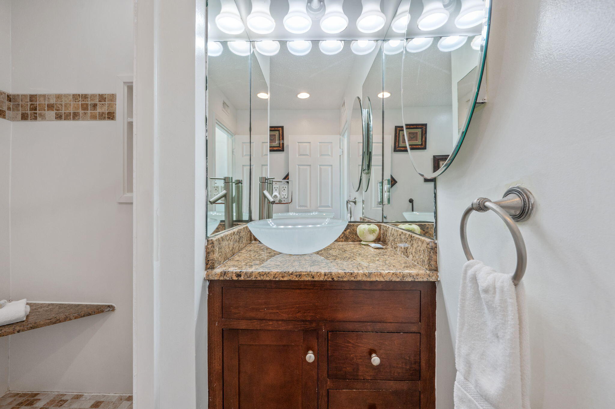 Sanddollar Townhomes - Residential