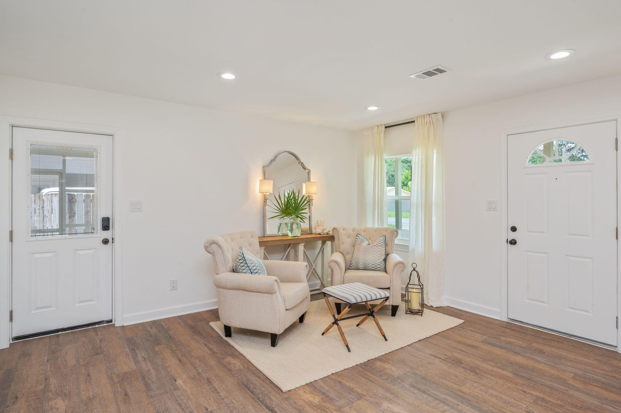 WINTHROP PLACE - Residential