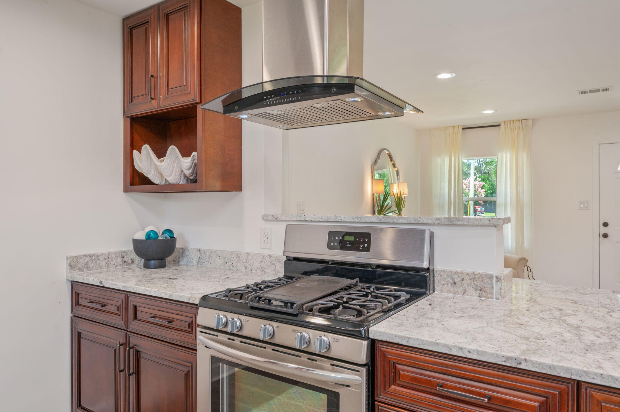 WINTHROP PLACE - Residential