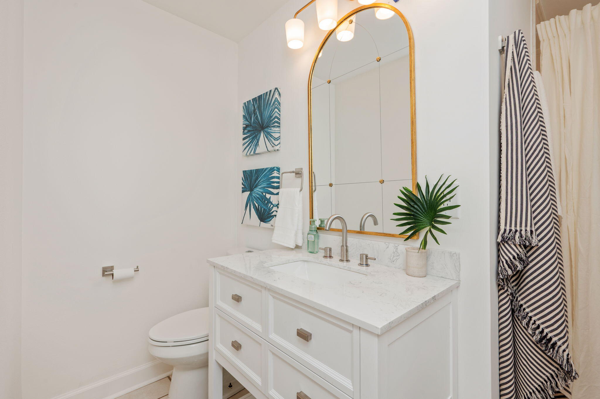 WINTHROP PLACE - Residential