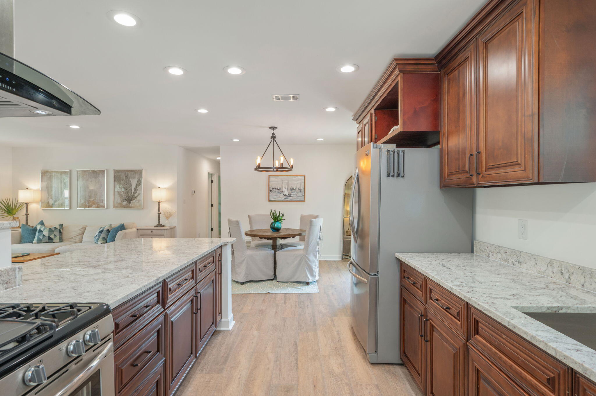 WINTHROP PLACE - Residential