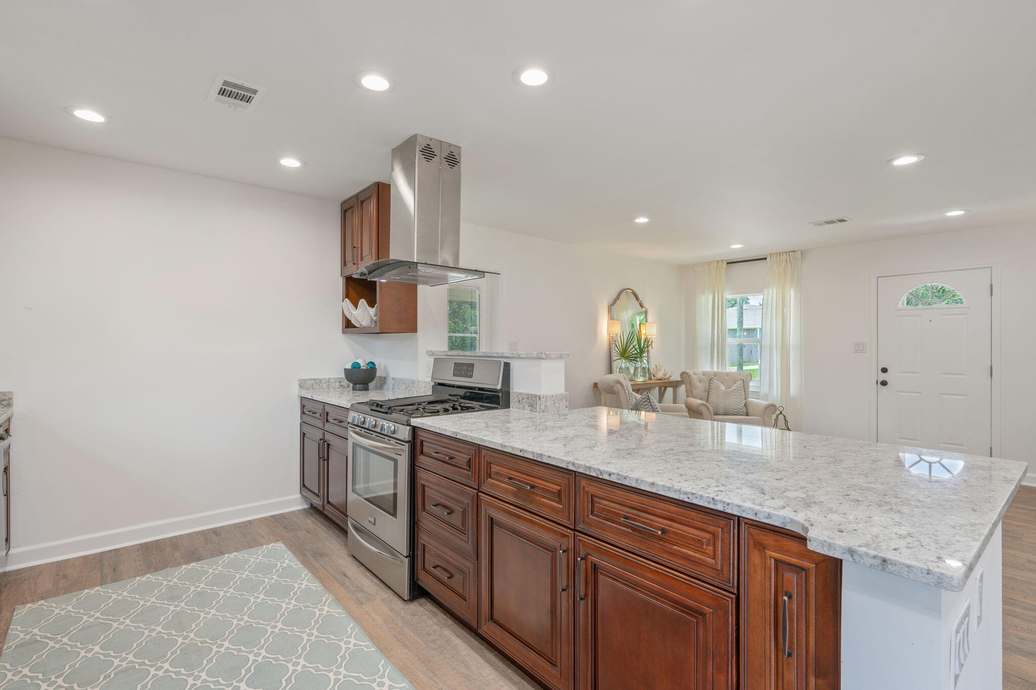 WINTHROP PLACE - Residential
