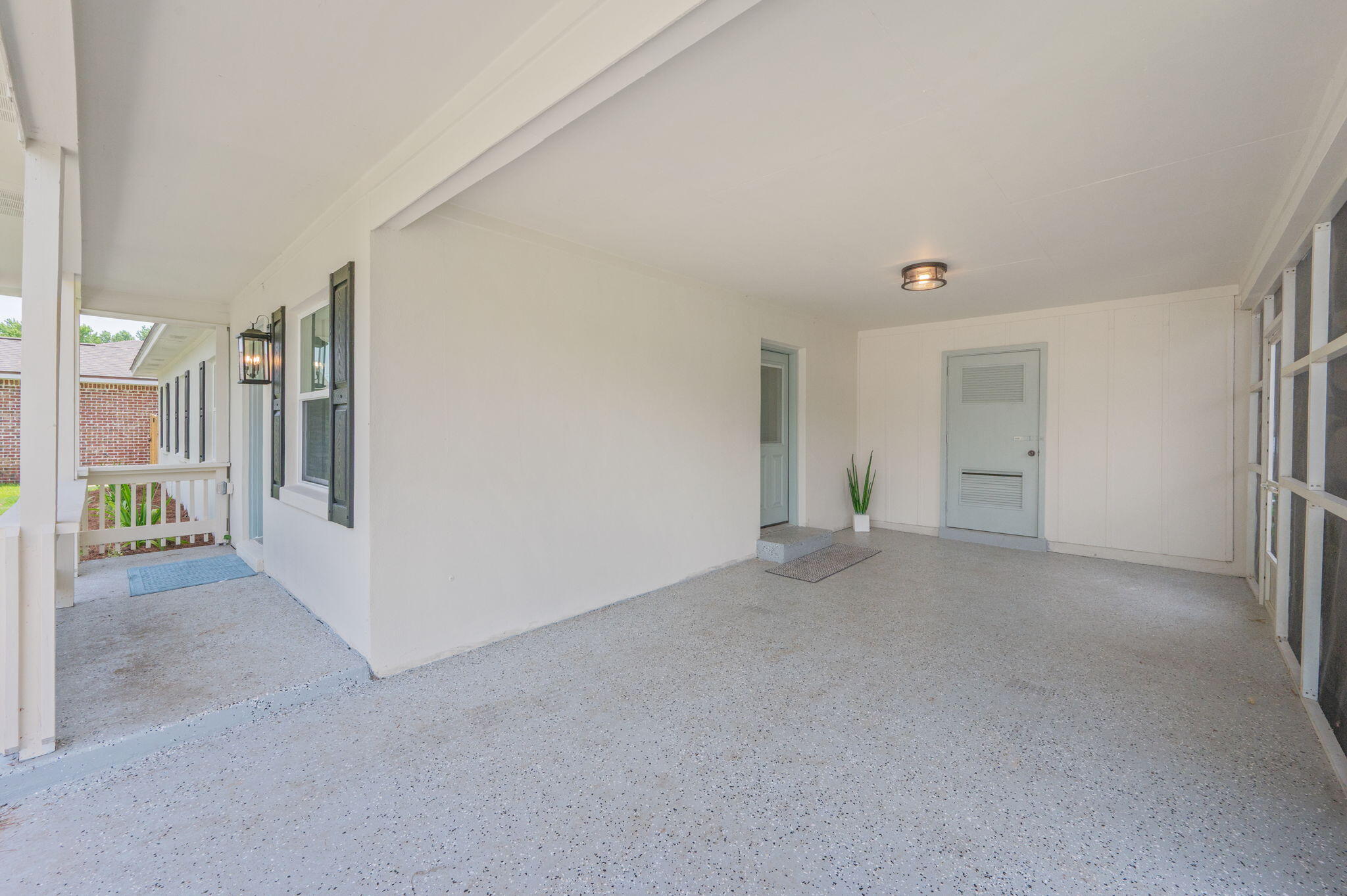 WINTHROP PLACE - Residential