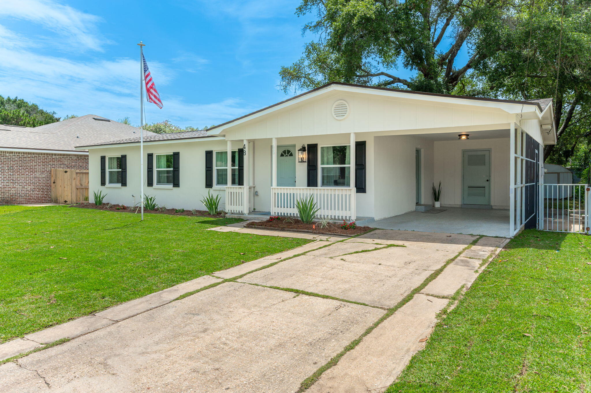 WINTHROP PLACE - Residential