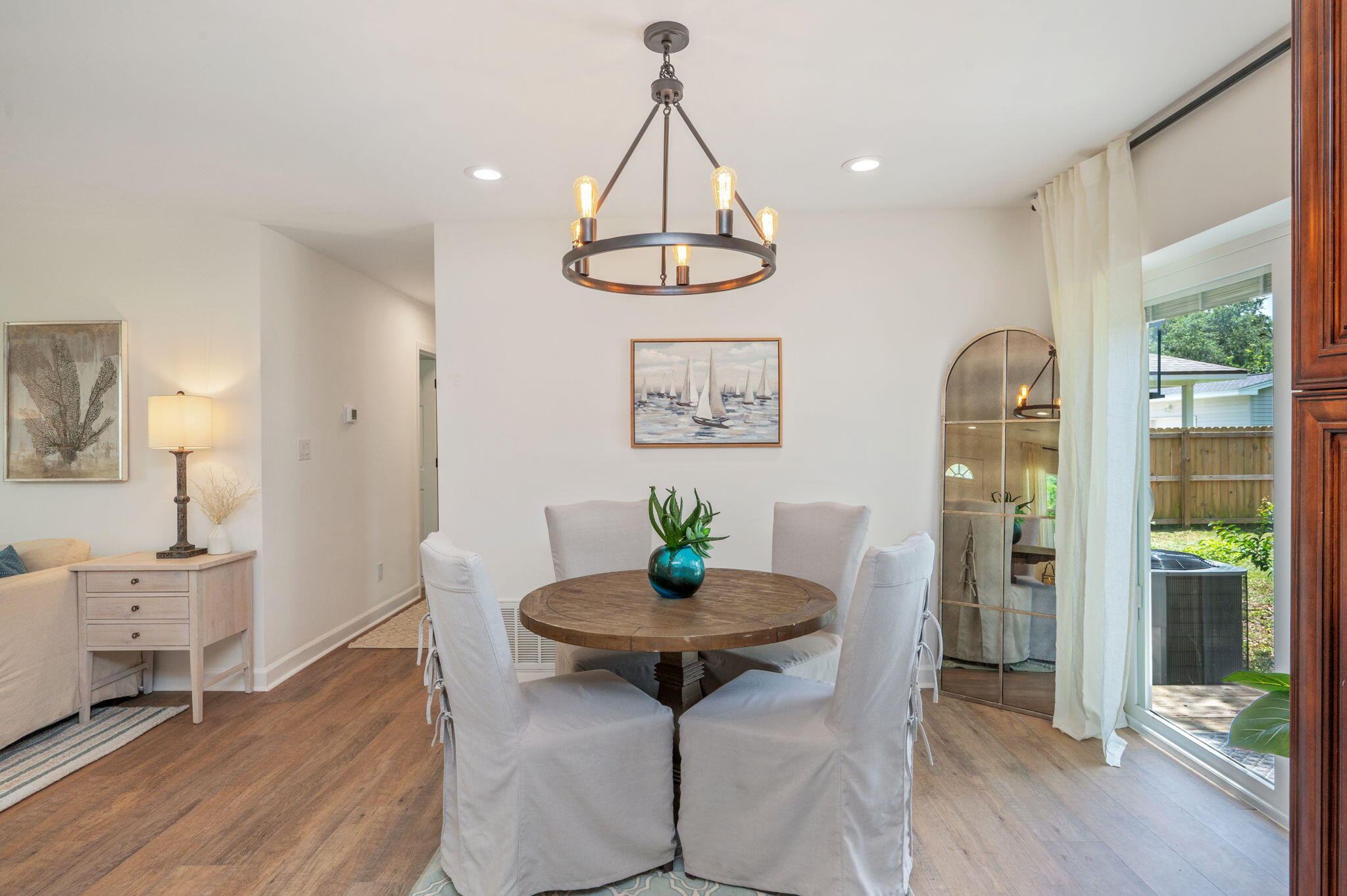 WINTHROP PLACE - Residential