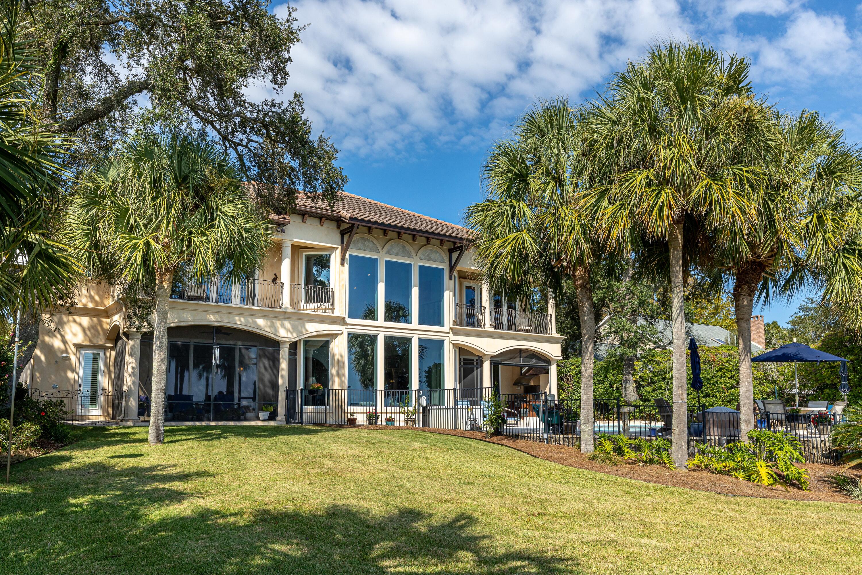 LAKE LORRAINE ESTATES - Residential