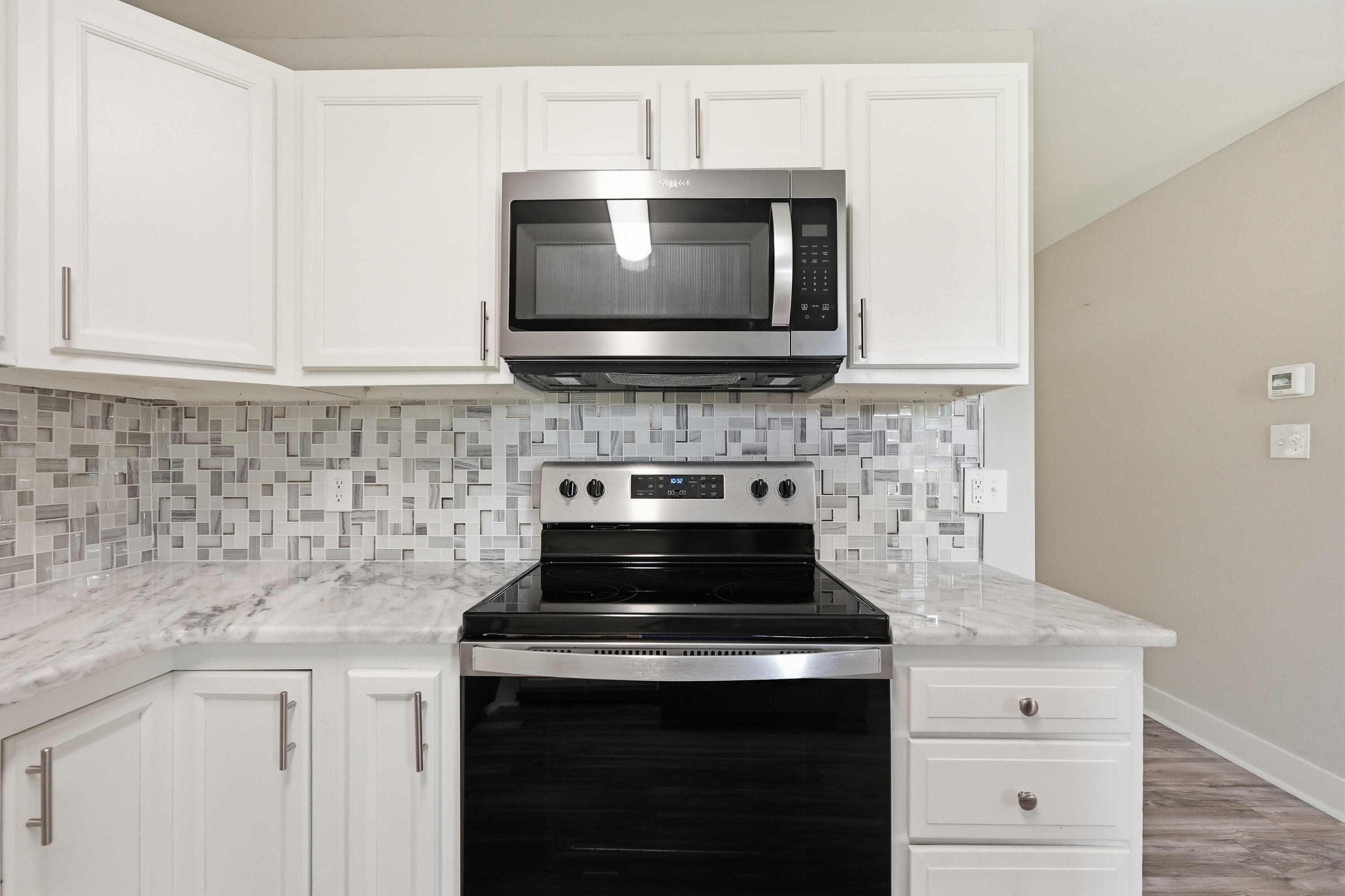 OAKWOOD HILLS UNIT 1 - Residential Lease