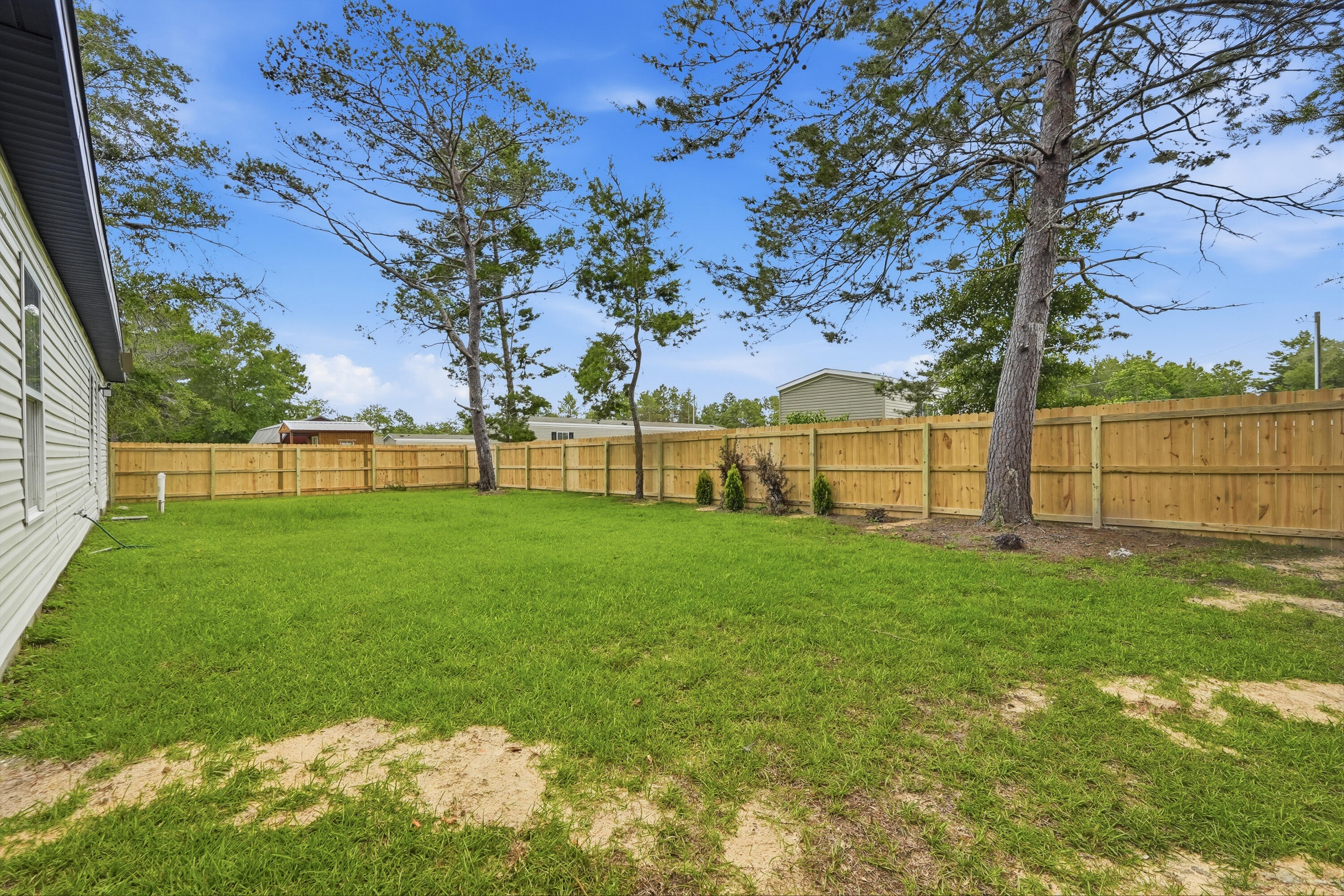 OAKWOOD HILLS UNIT 1 - Residential Lease