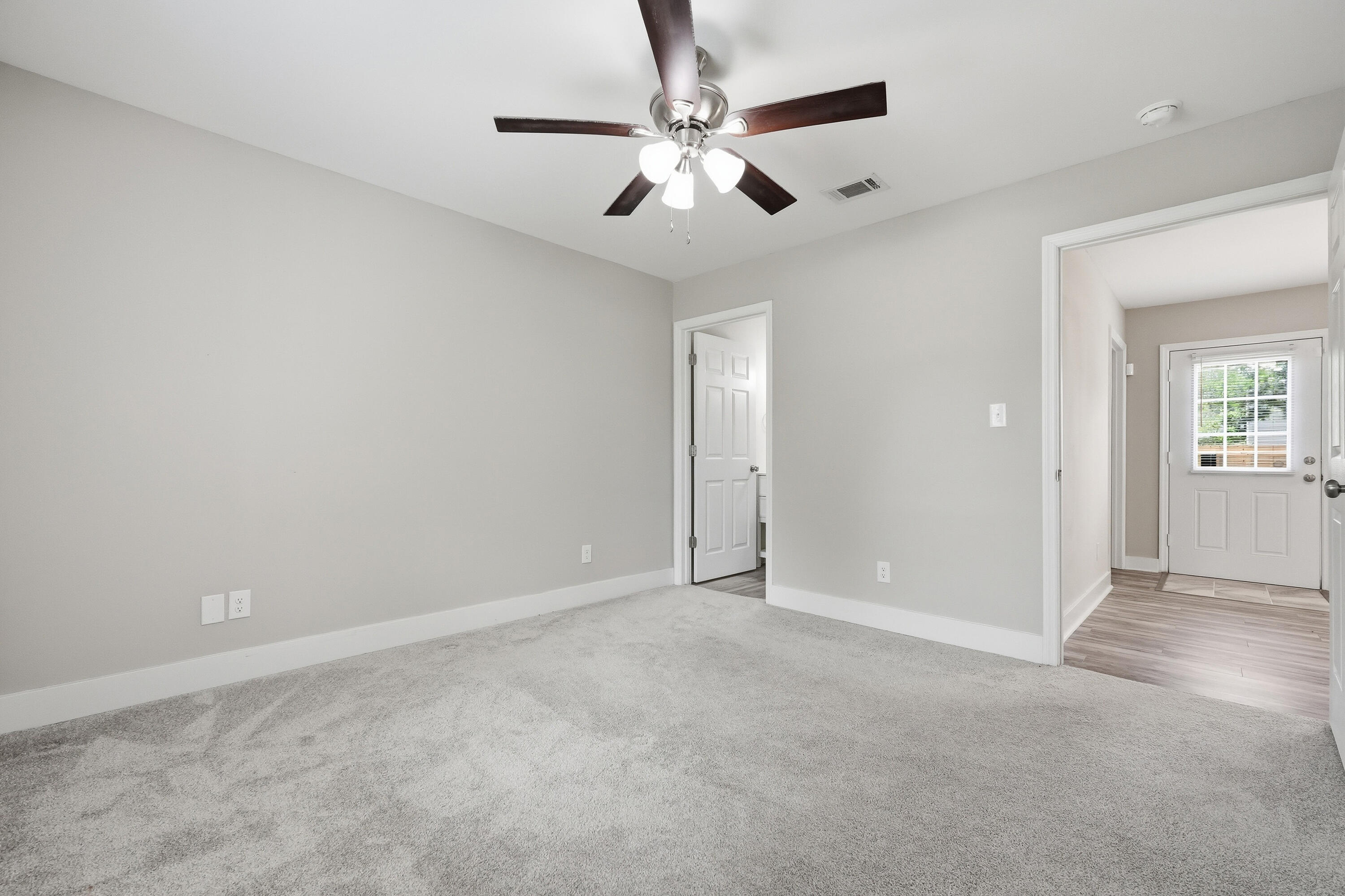 OAKWOOD HILLS UNIT 1 - Residential Lease
