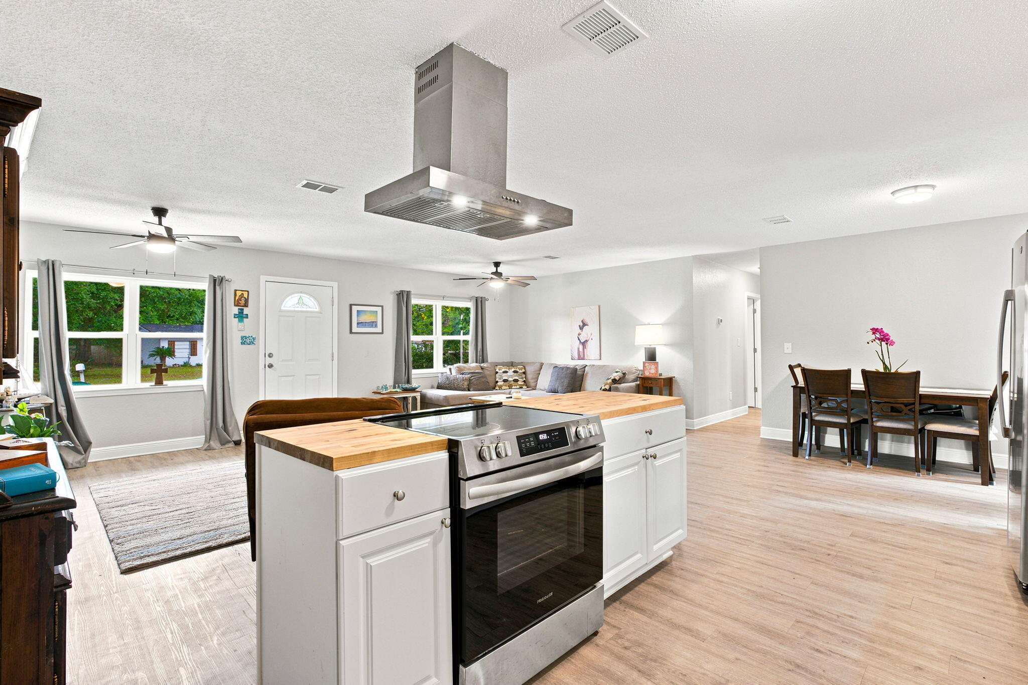 MAYFAIR - Residential