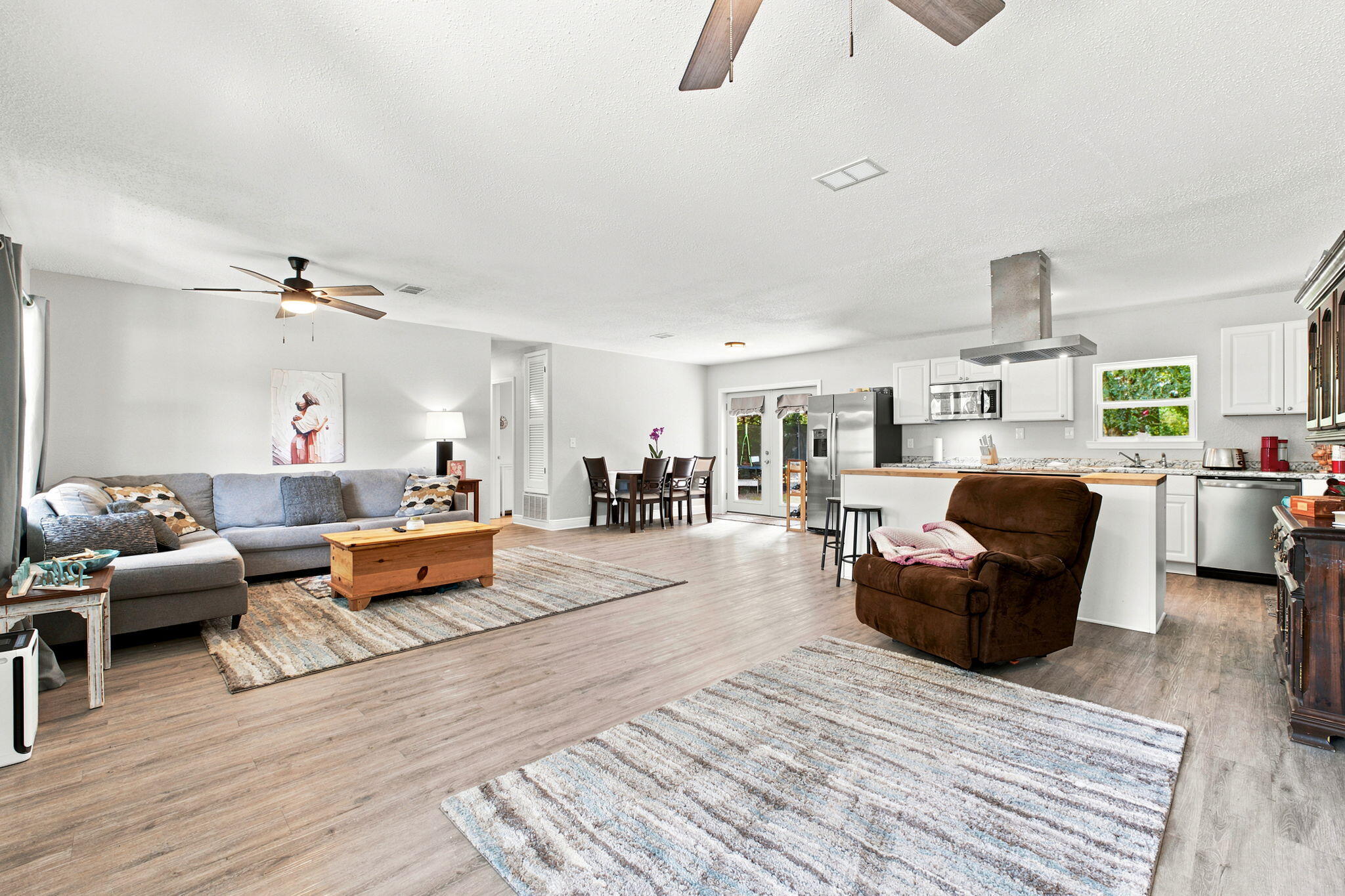 MAYFAIR - Residential