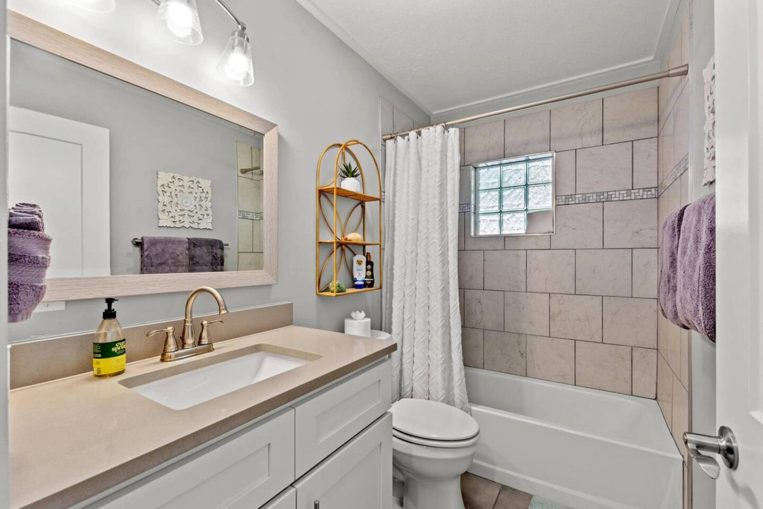 RIVIERA BEACH - Residential