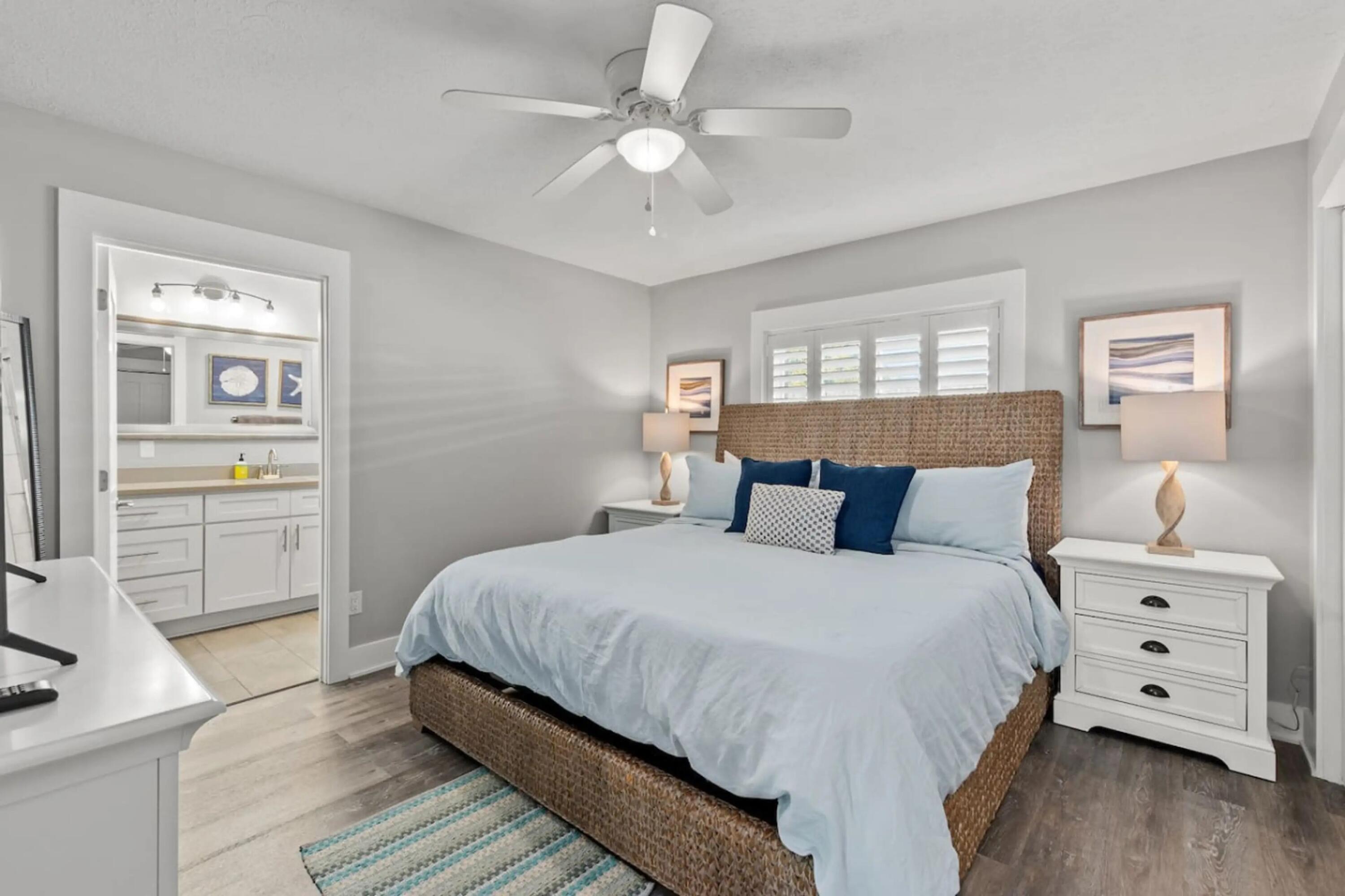 RIVIERA BEACH - Residential