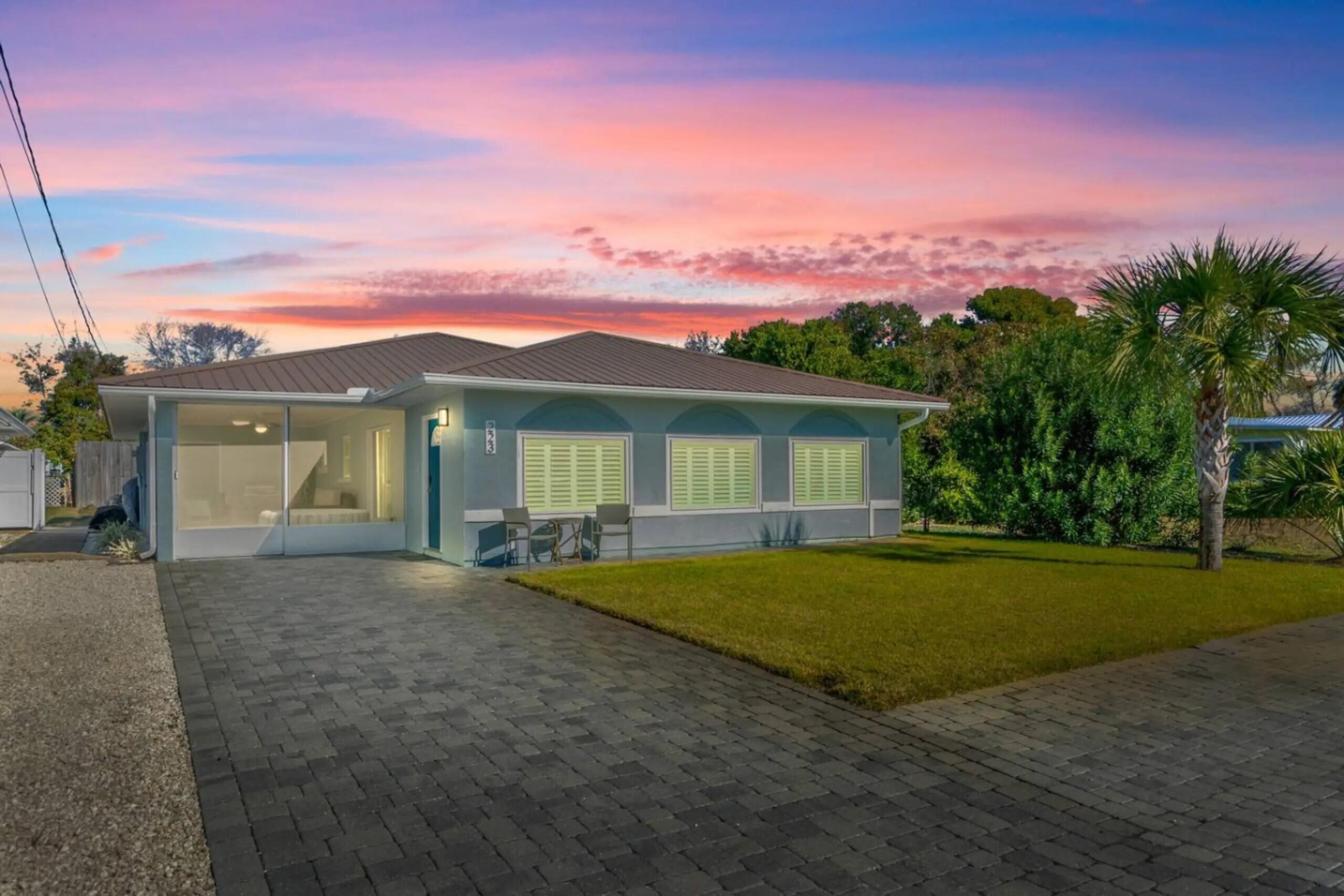 RIVIERA BEACH - Residential