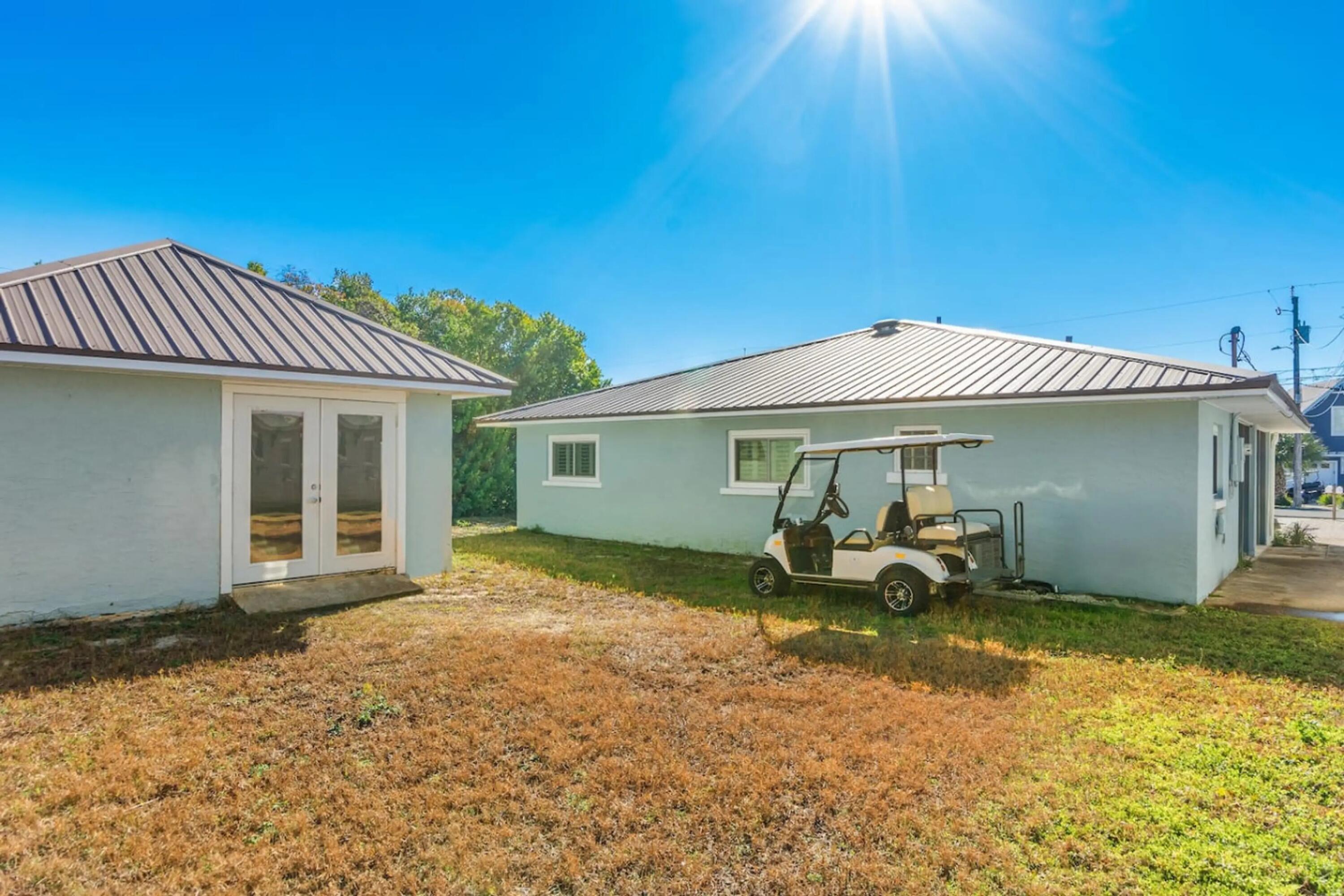 RIVIERA BEACH - Residential