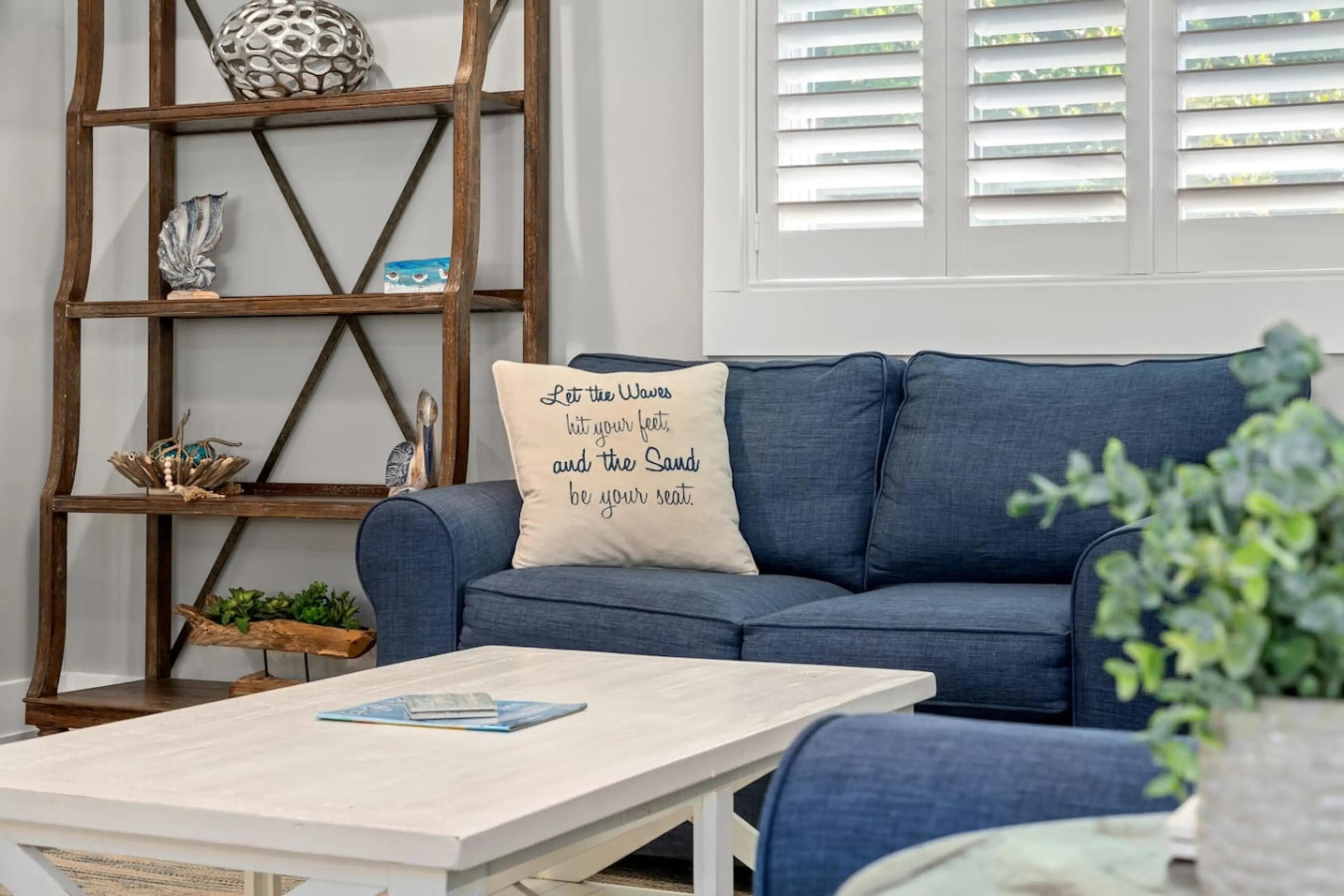 RIVIERA BEACH - Residential