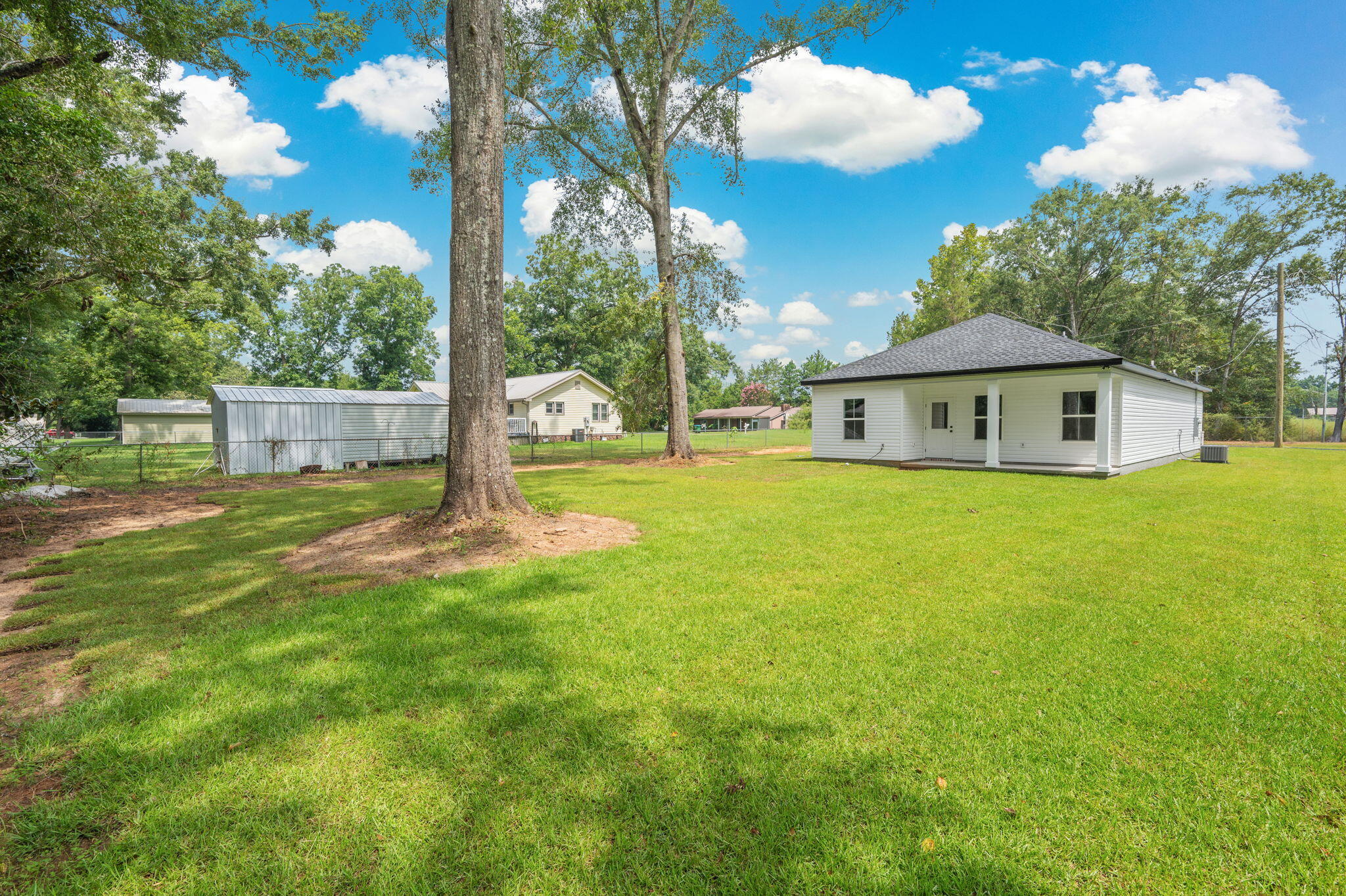 RE S/D BLK 18 OAKDALE M/F - Residential