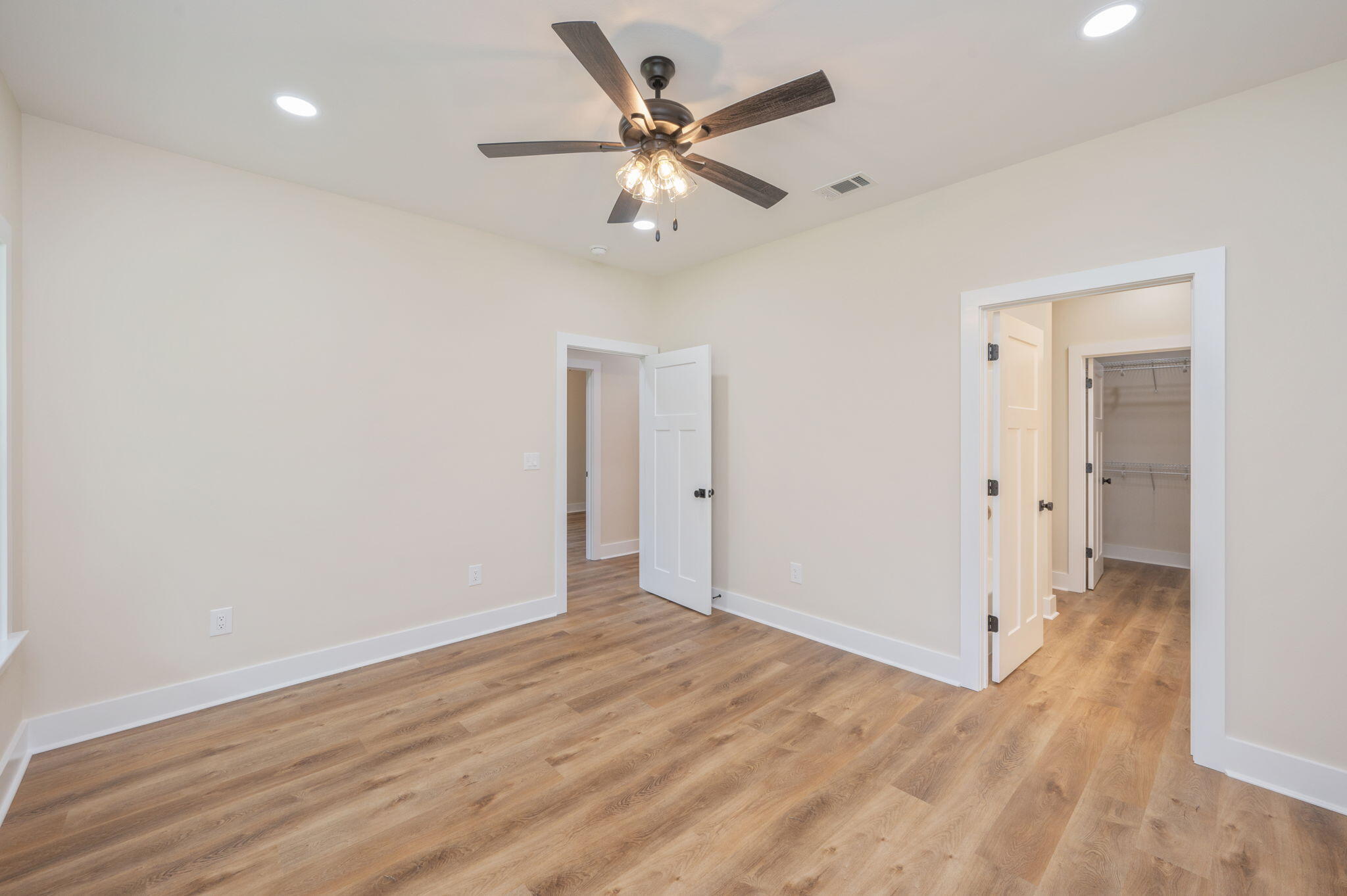 RE S/D BLK 18 OAKDALE M/F - Residential