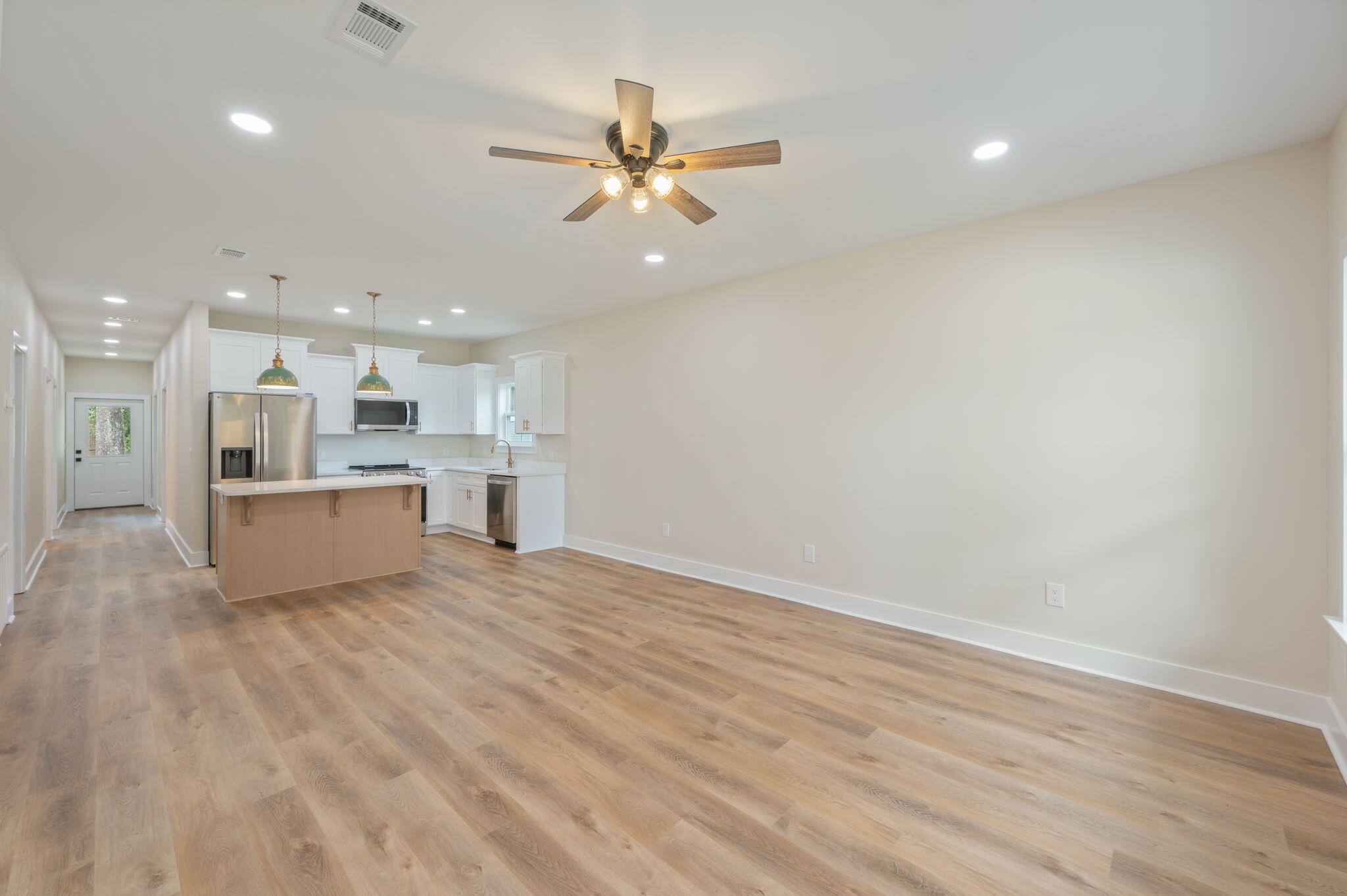 RE S/D BLK 18 OAKDALE M/F - Residential
