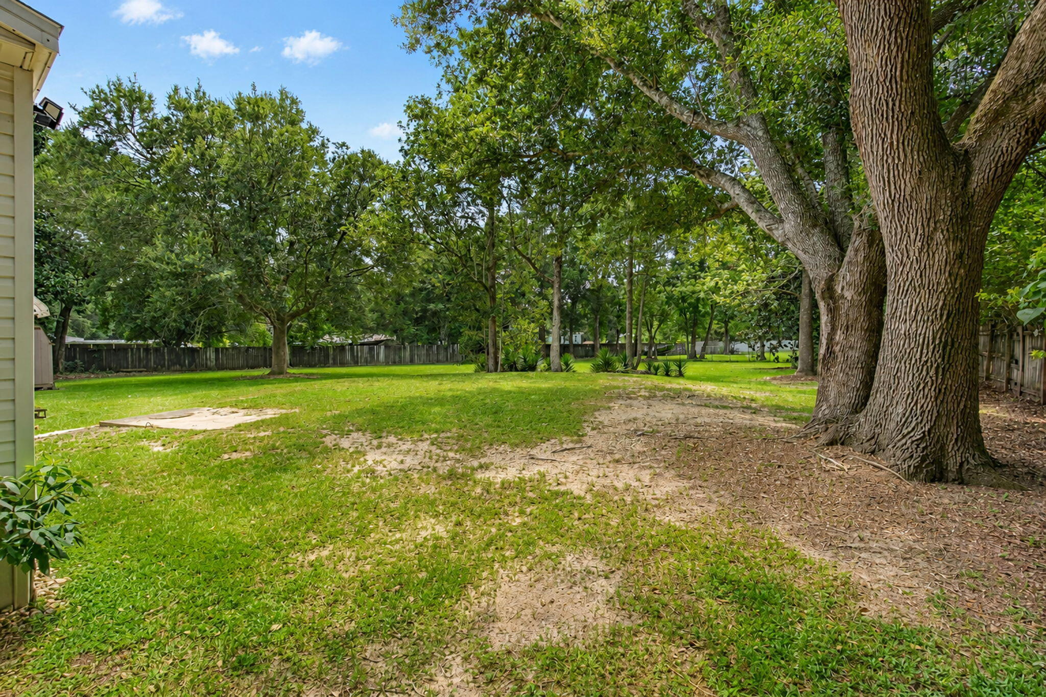 CONDOR ESTATES - Residential