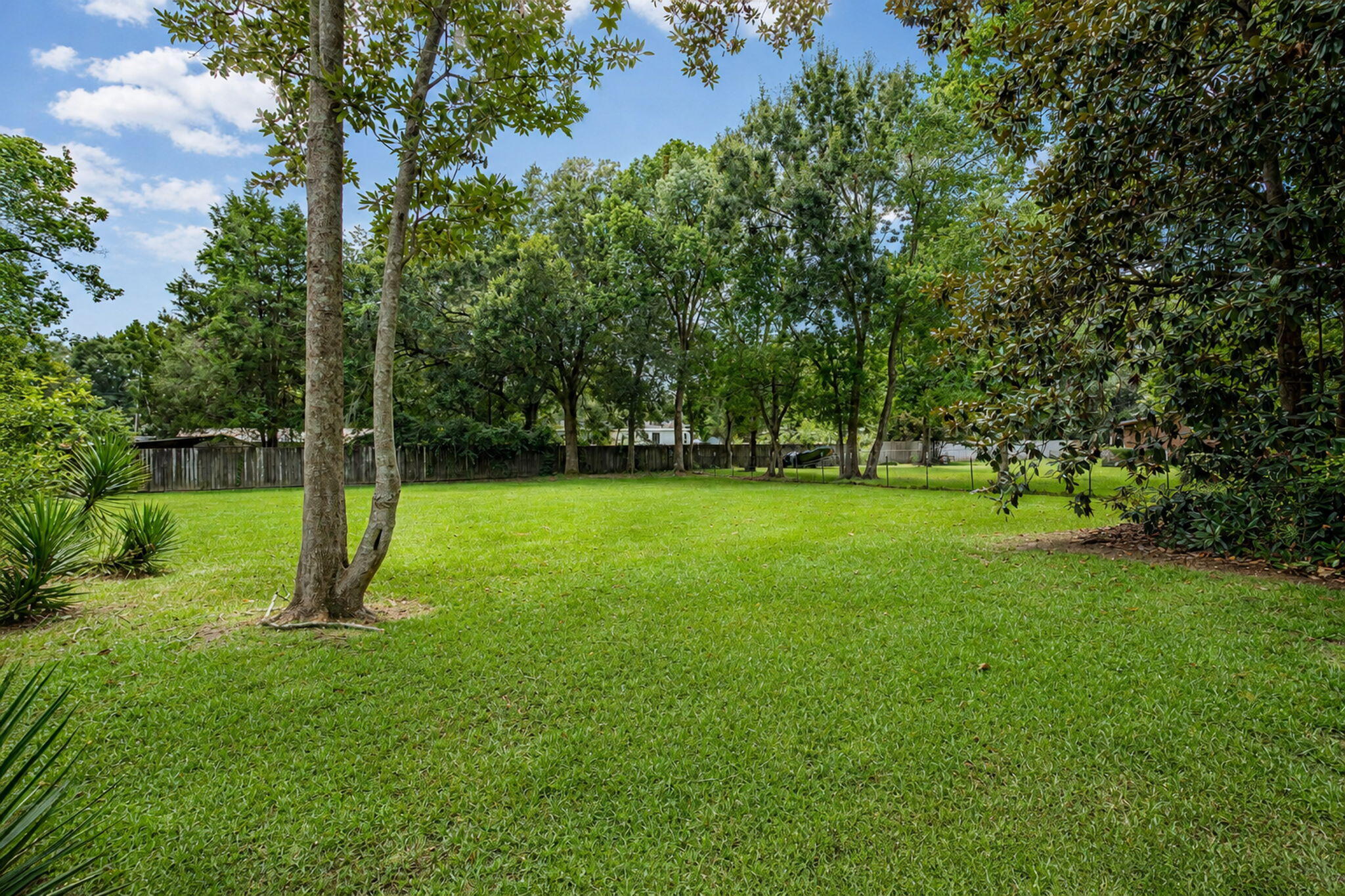 CONDOR ESTATES - Residential
