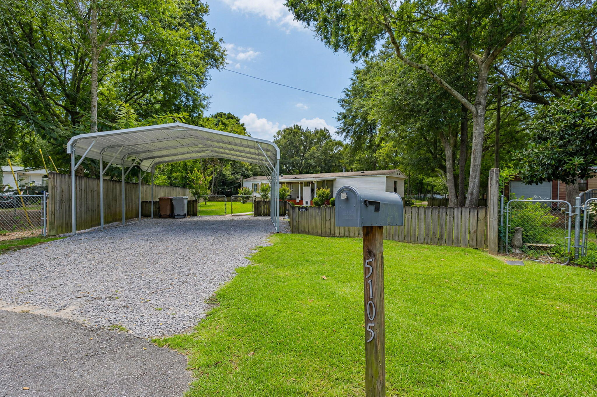 CONDOR ESTATES - Residential
