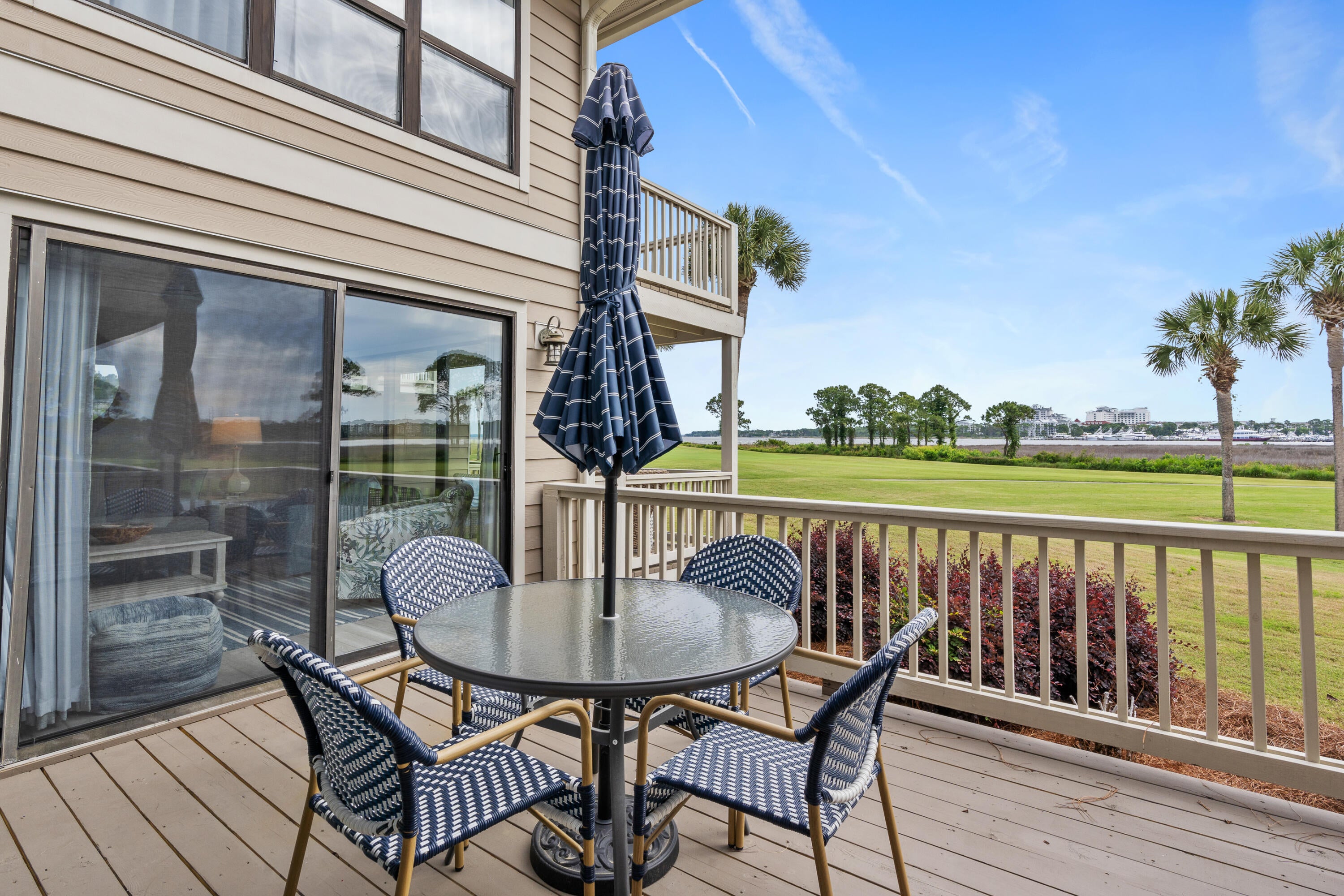 HARBOUR POINTE CONDO - Residential Lease