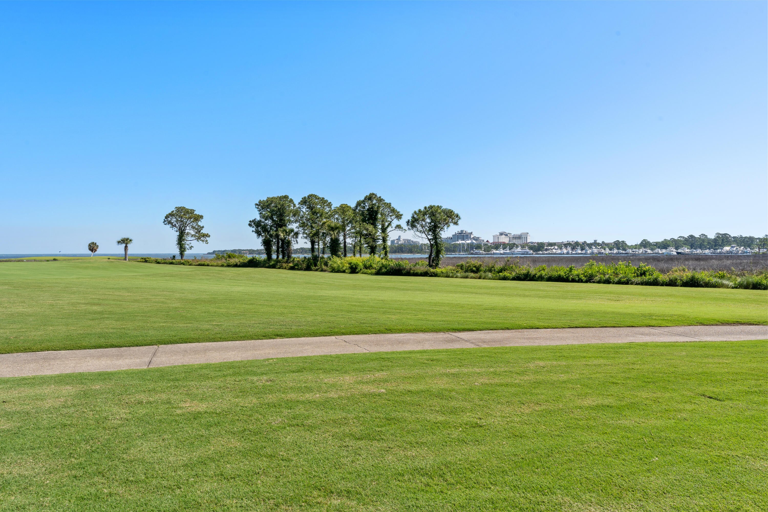 HARBOUR POINTE CONDO - Residential Lease