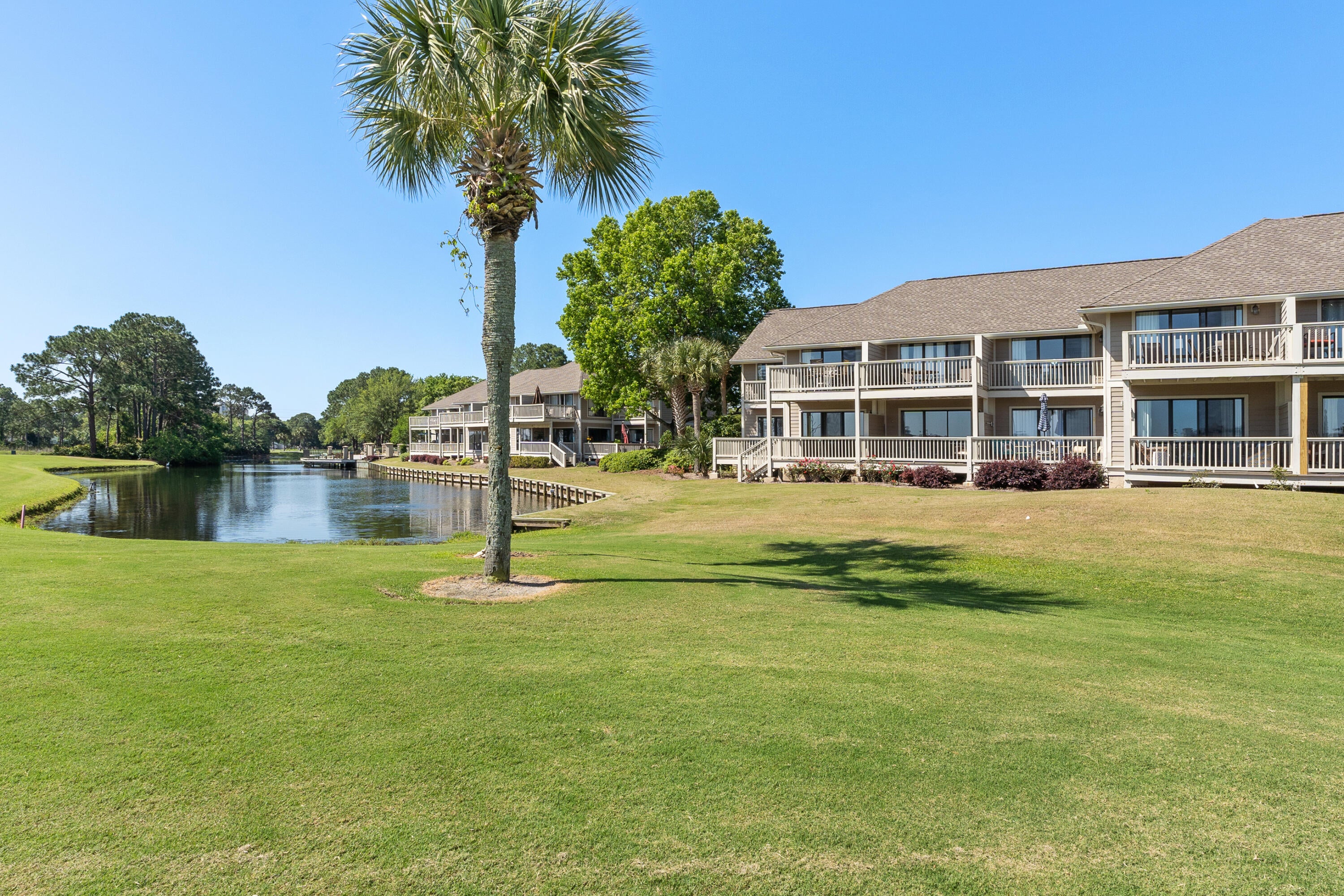 HARBOUR POINTE CONDO - Residential Lease