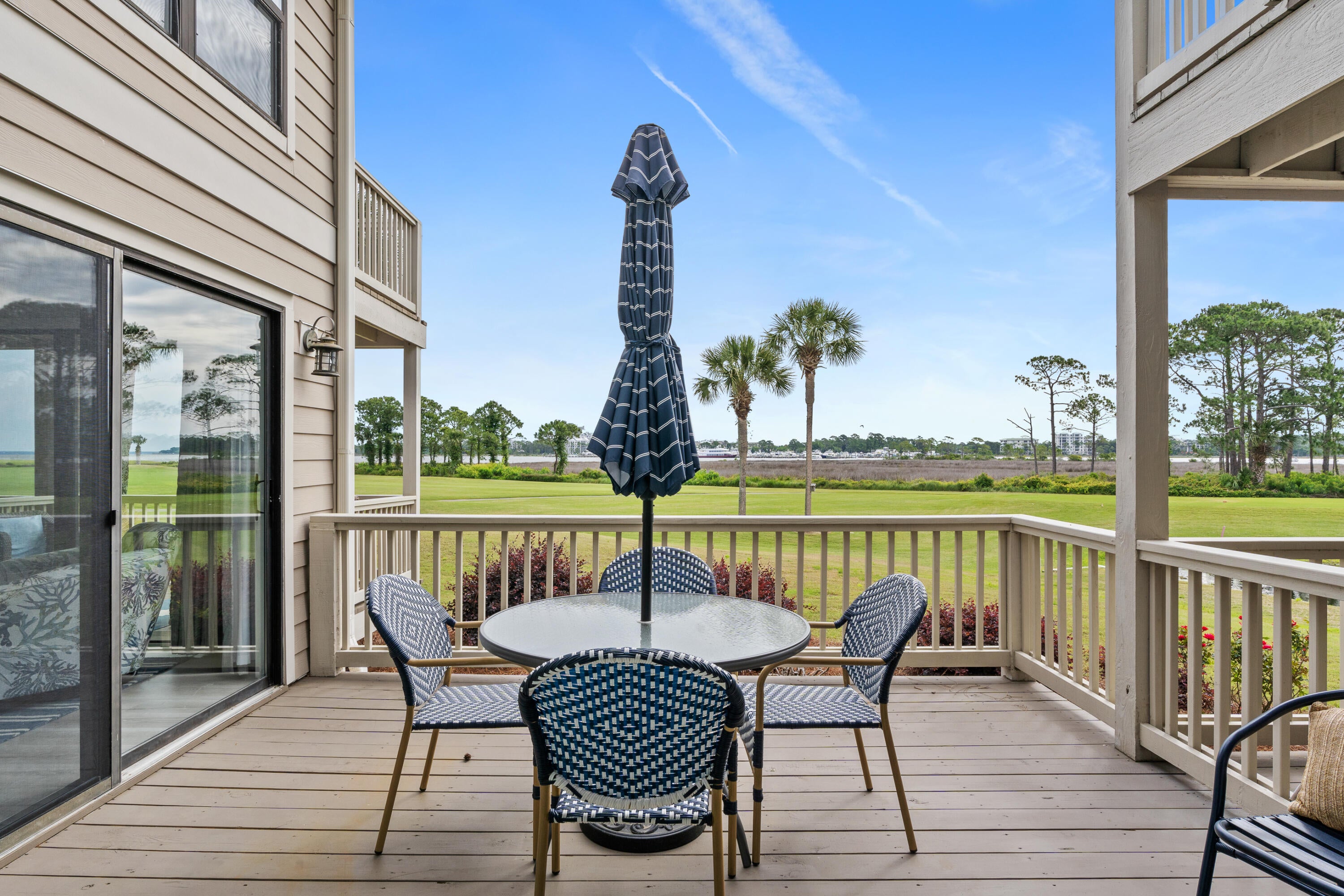 HARBOUR POINTE CONDO - Residential Lease