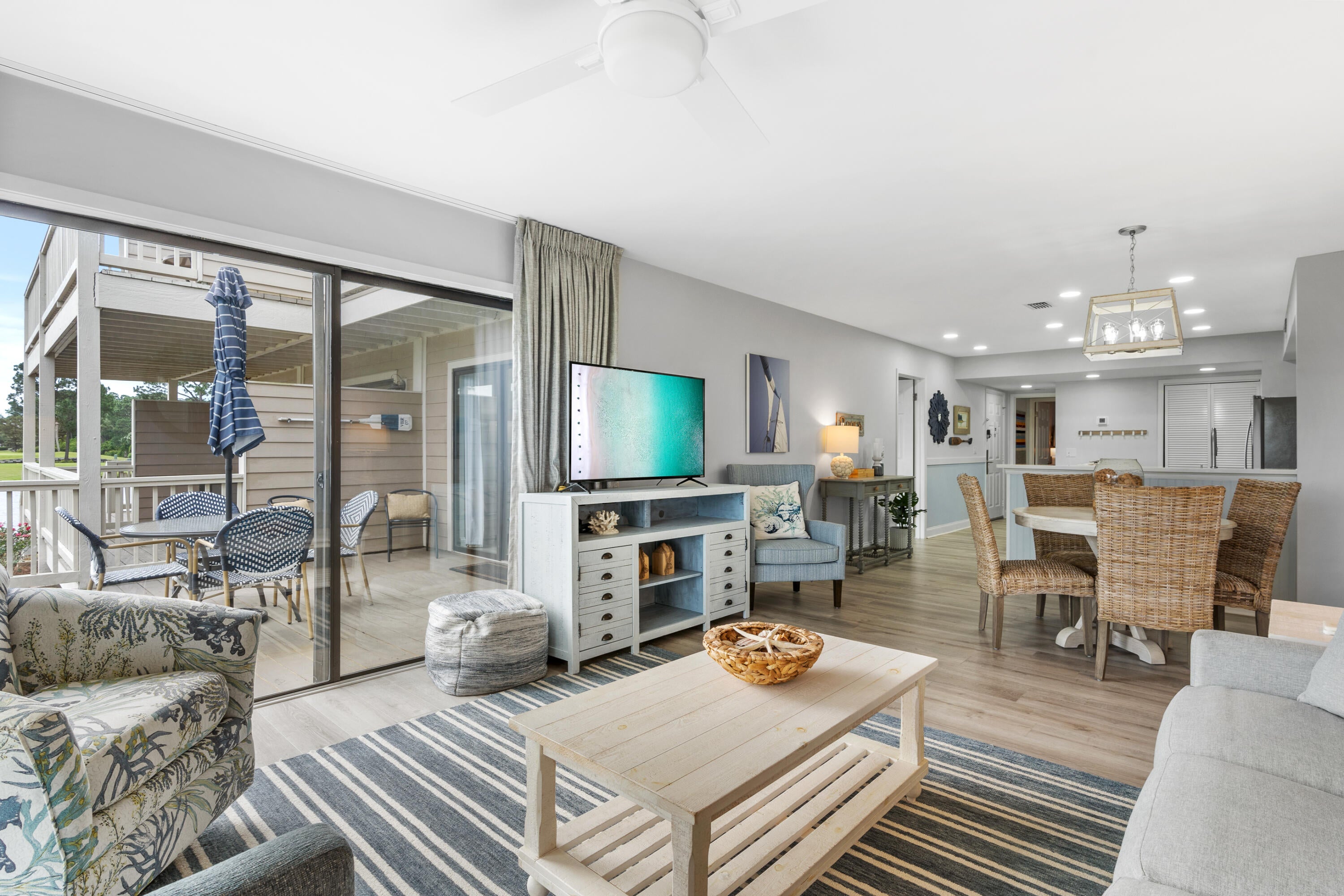 HARBOUR POINTE CONDO - Residential Lease