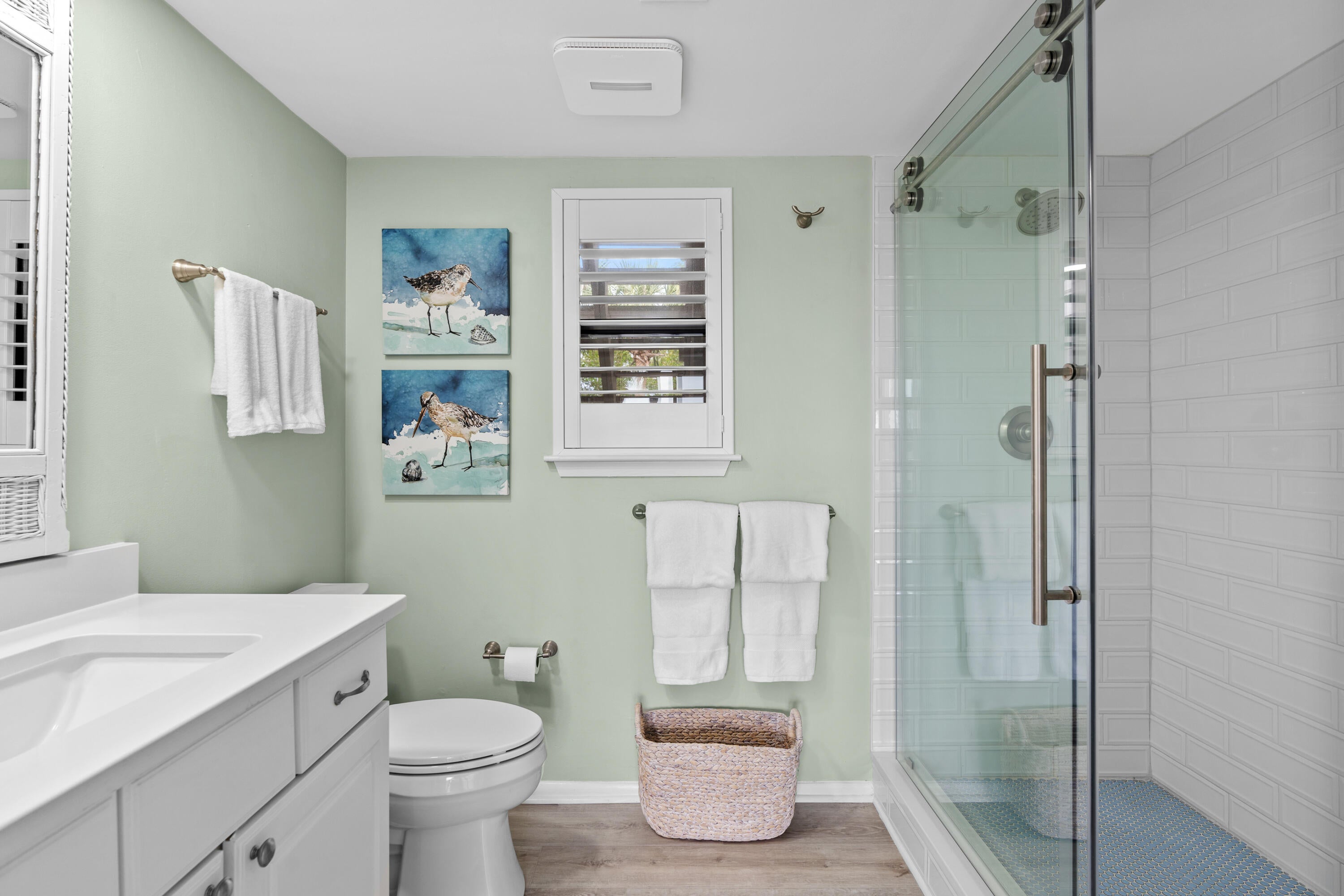 HARBOUR POINTE CONDO - Residential Lease