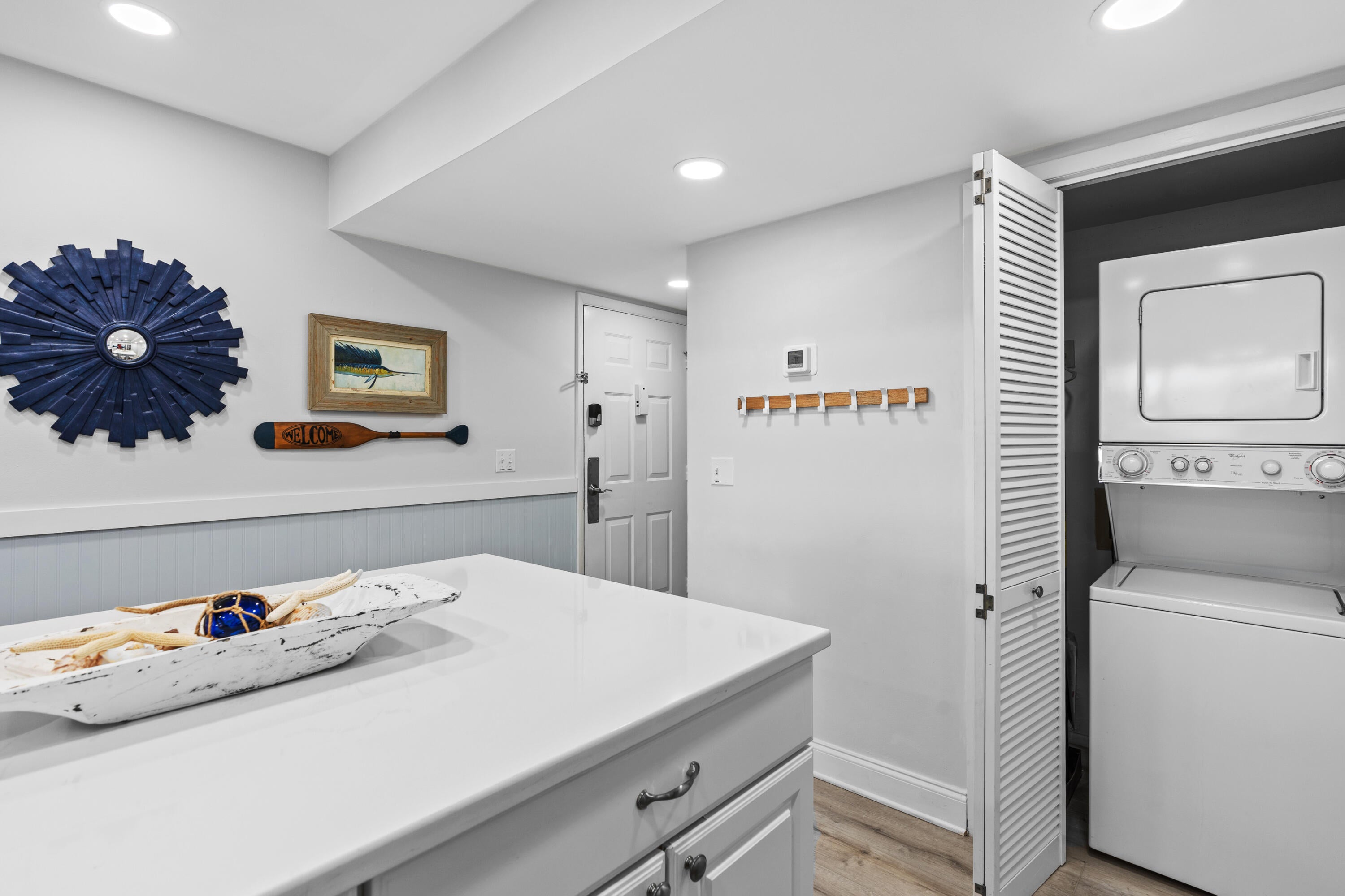 HARBOUR POINTE CONDO - Residential Lease