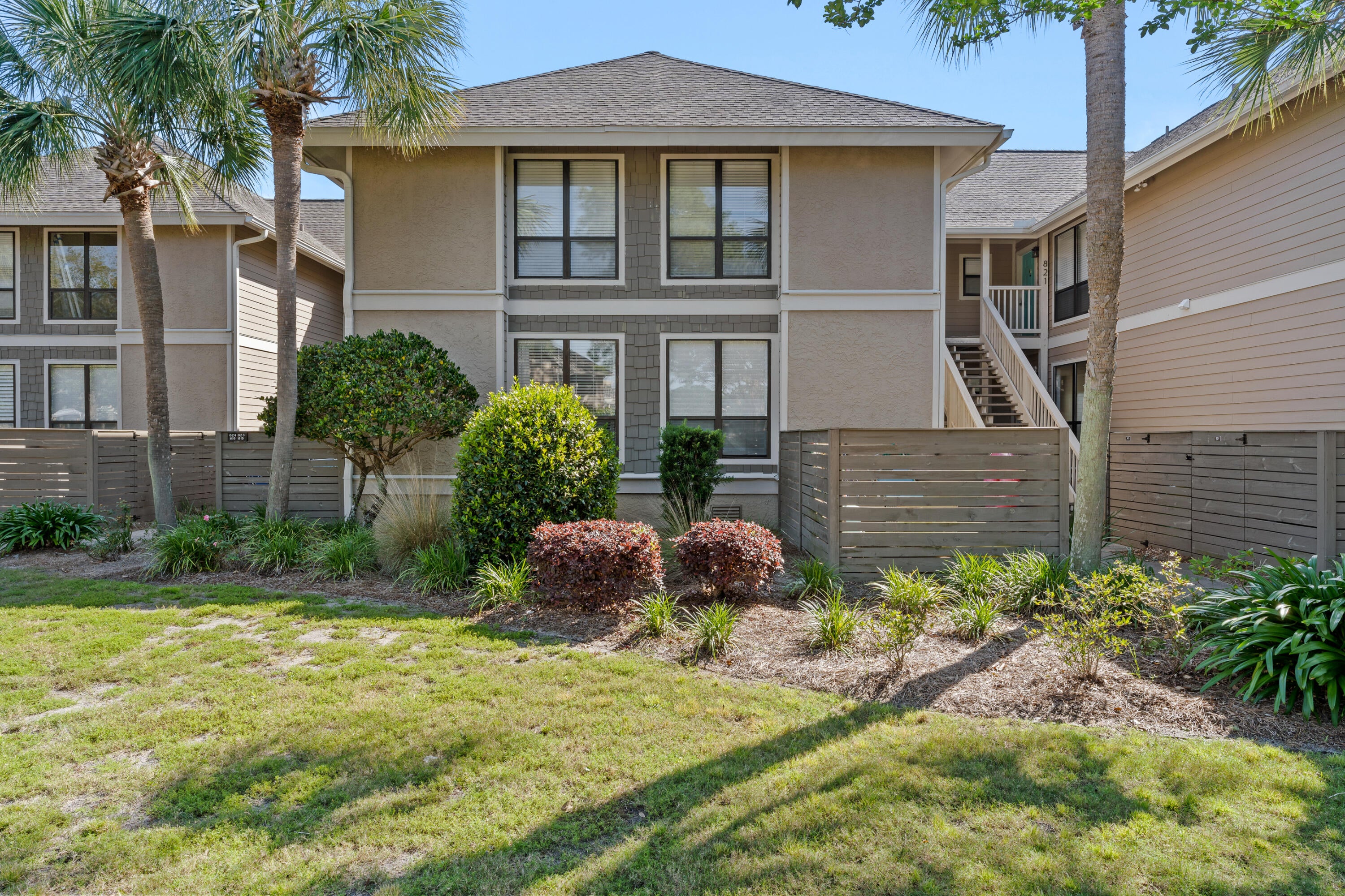 HARBOUR POINTE CONDO - Residential Lease