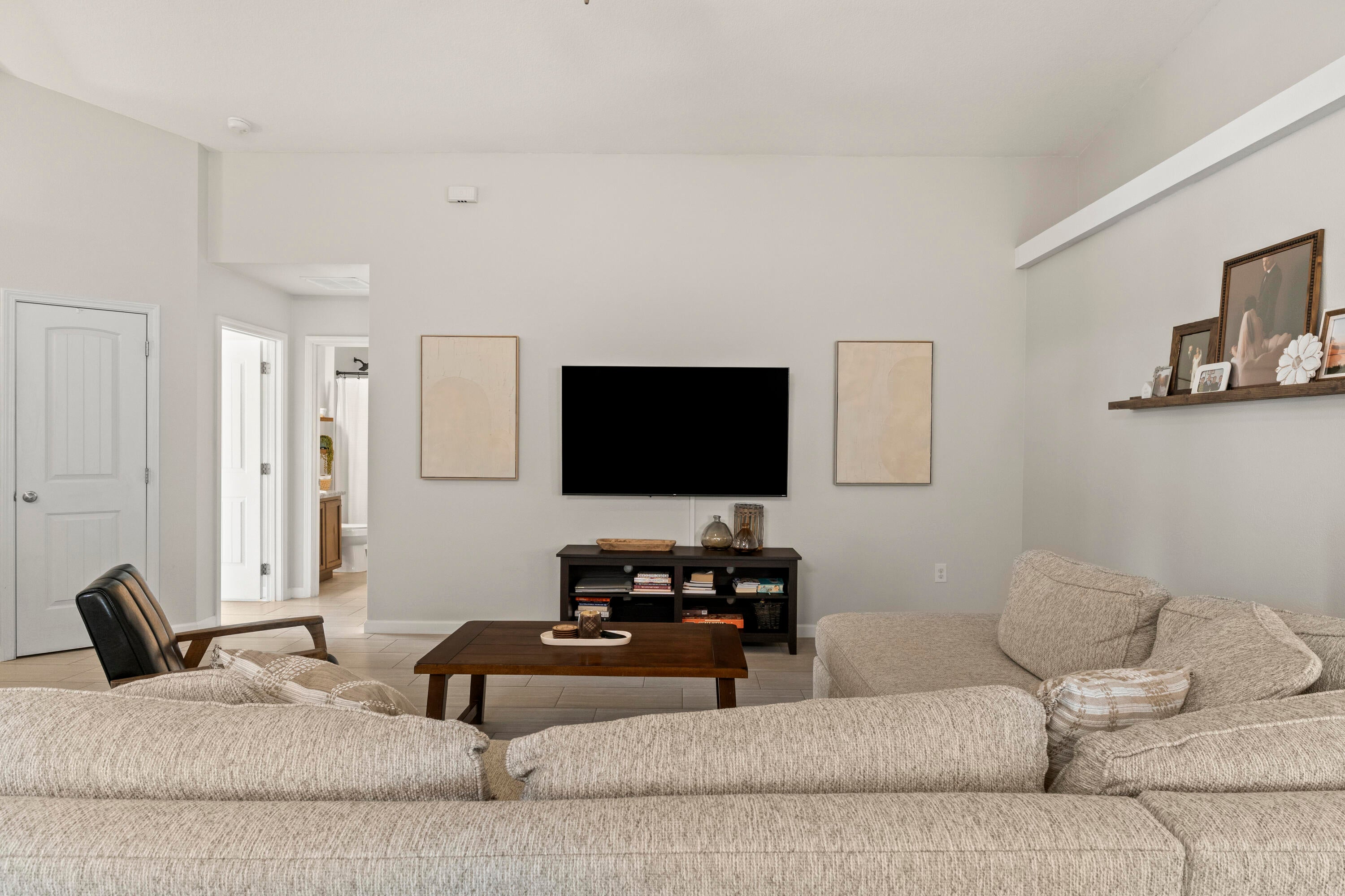 NAVARRE S/D 2ND ADDN - Residential