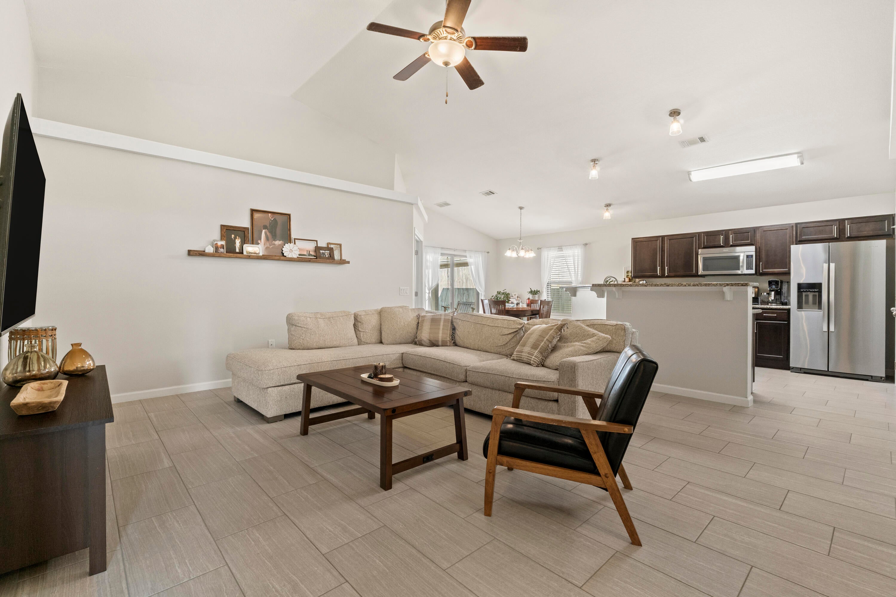 NAVARRE S/D 2ND ADDN - Residential