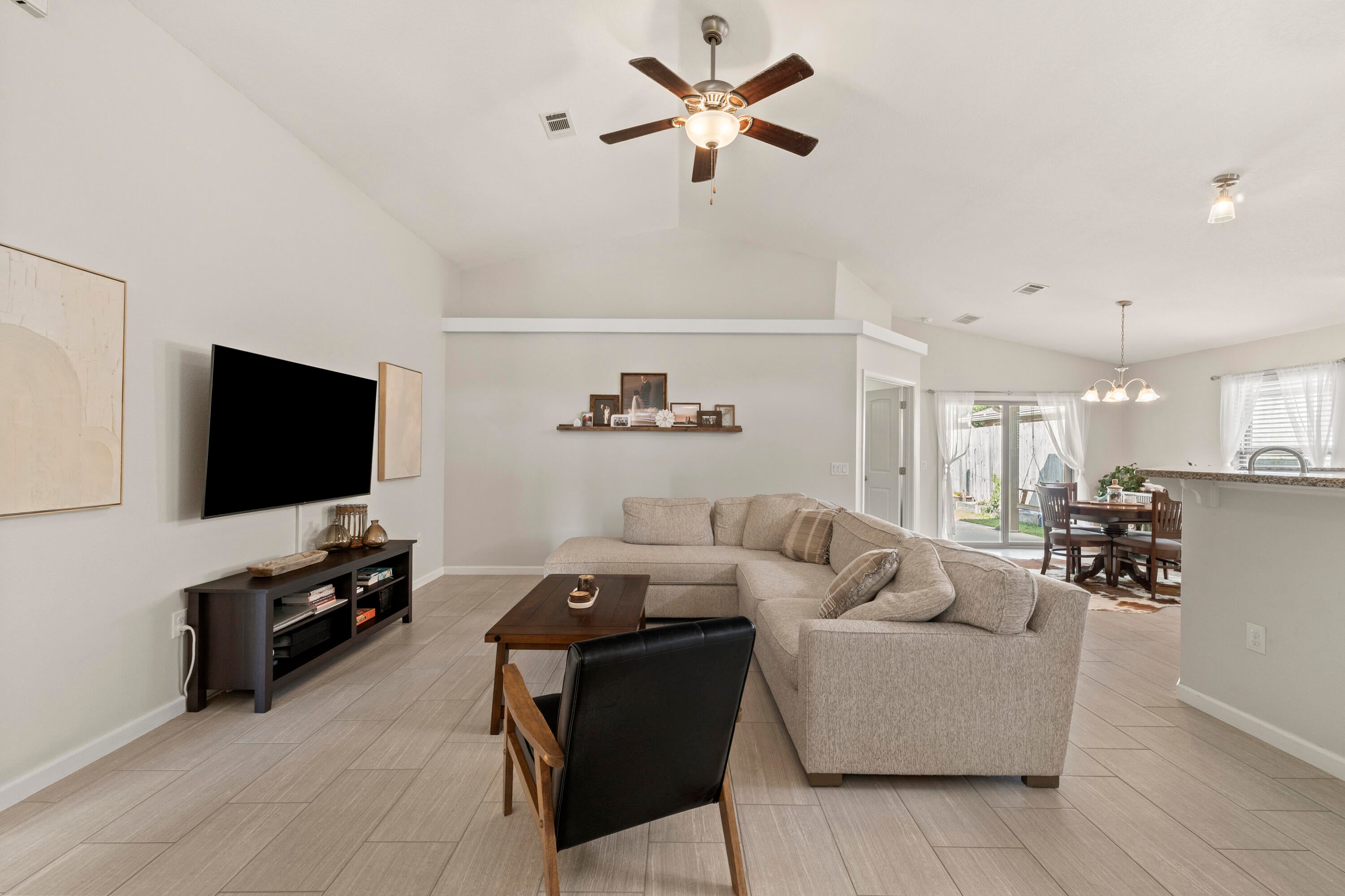NAVARRE S/D 2ND ADDN - Residential