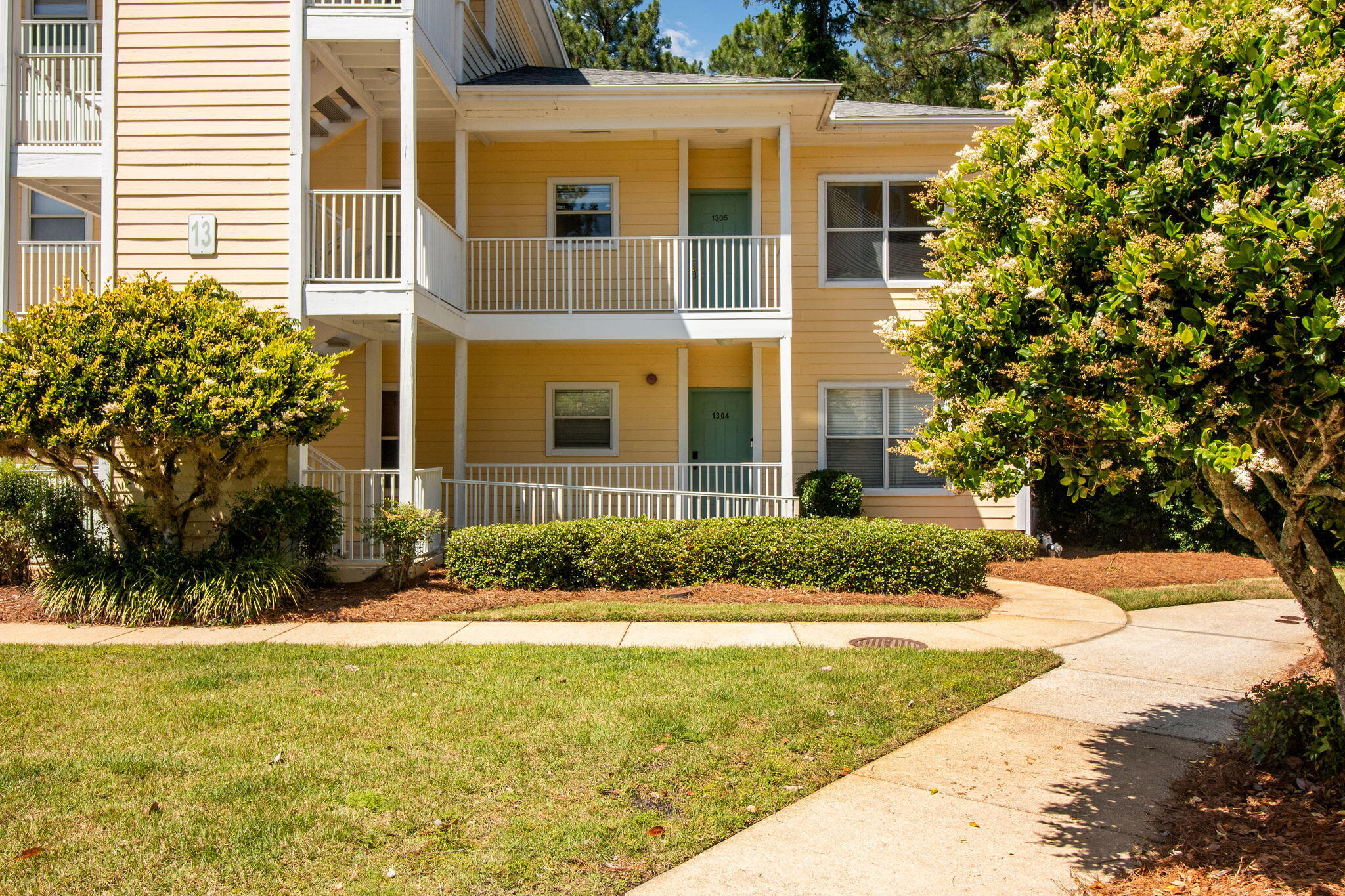 POINTE OF VIEW CONDO - Residential Lease