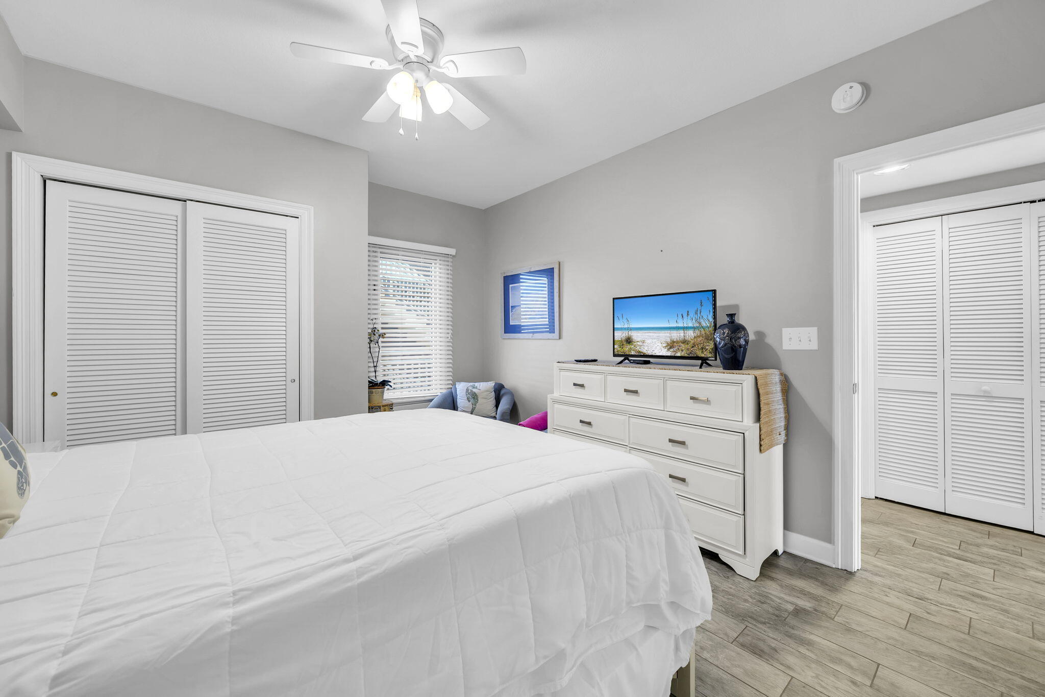STERLING SHORES - Residential