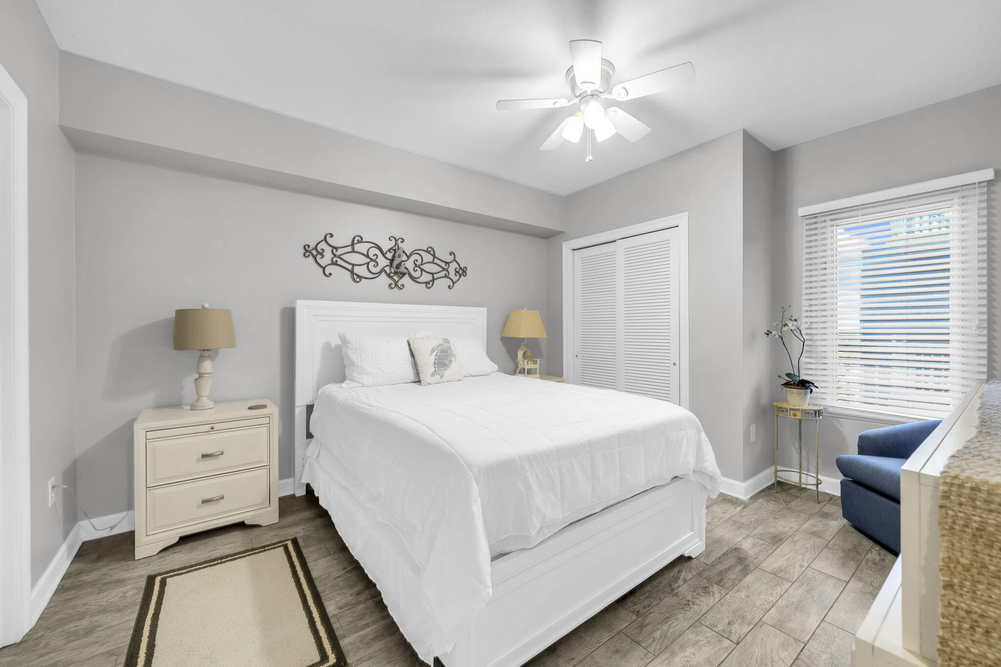 STERLING SHORES - Residential