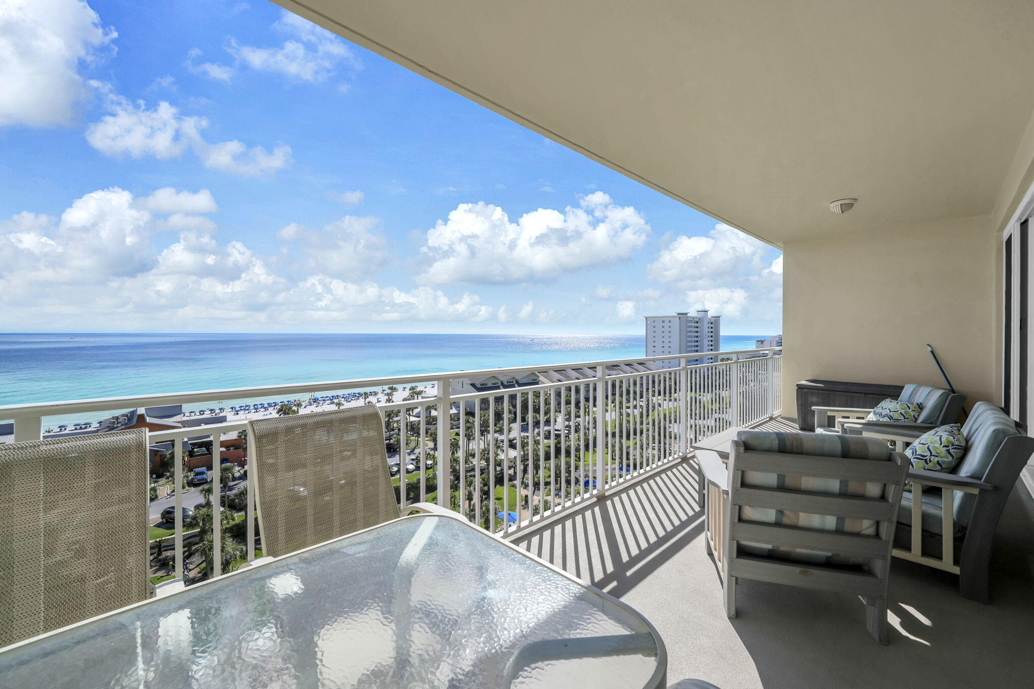 STERLING SHORES - Residential