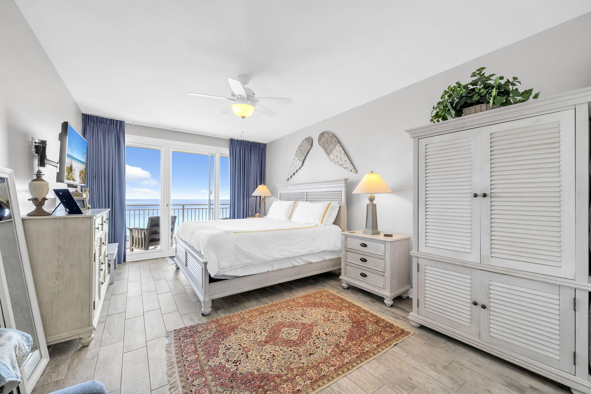STERLING SHORES - Residential