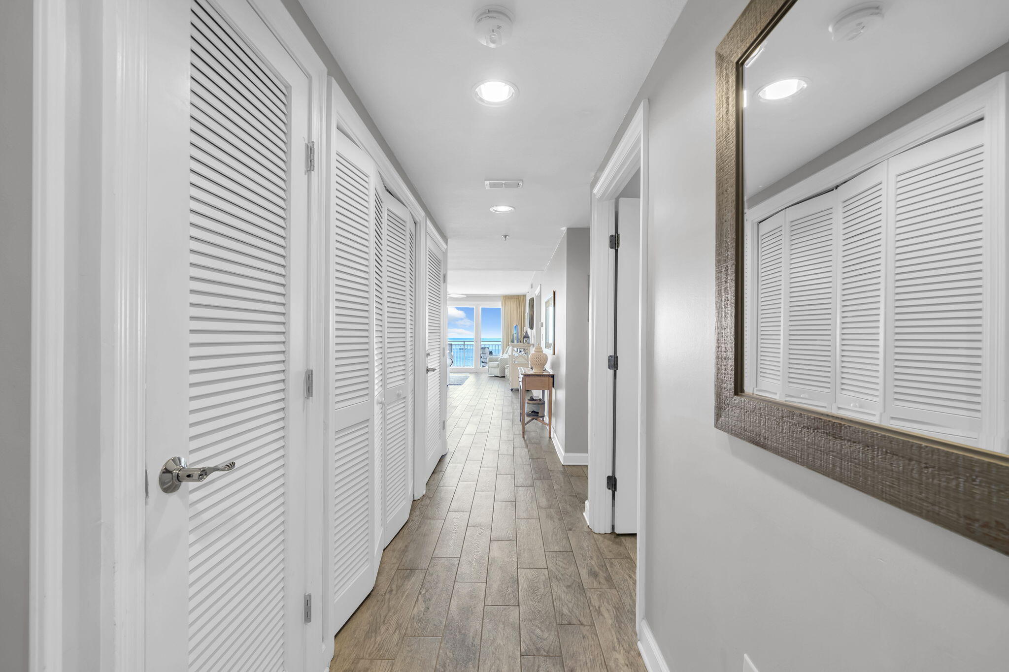 STERLING SHORES - Residential