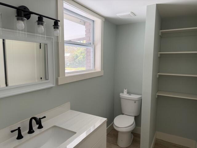 EAST HILL - Residential Lease