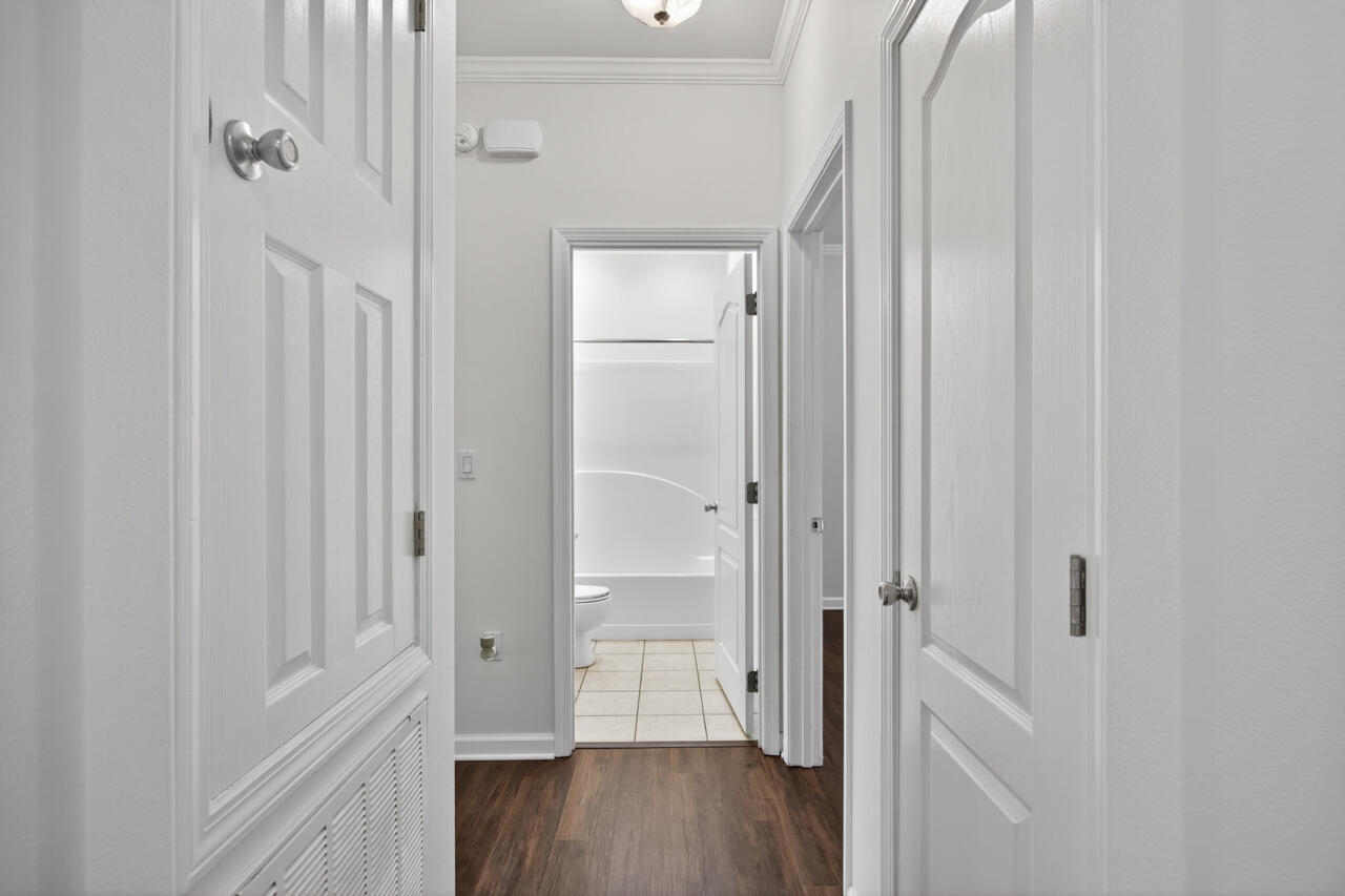 OAKWOOD HILLS UNIT 1 - Residential