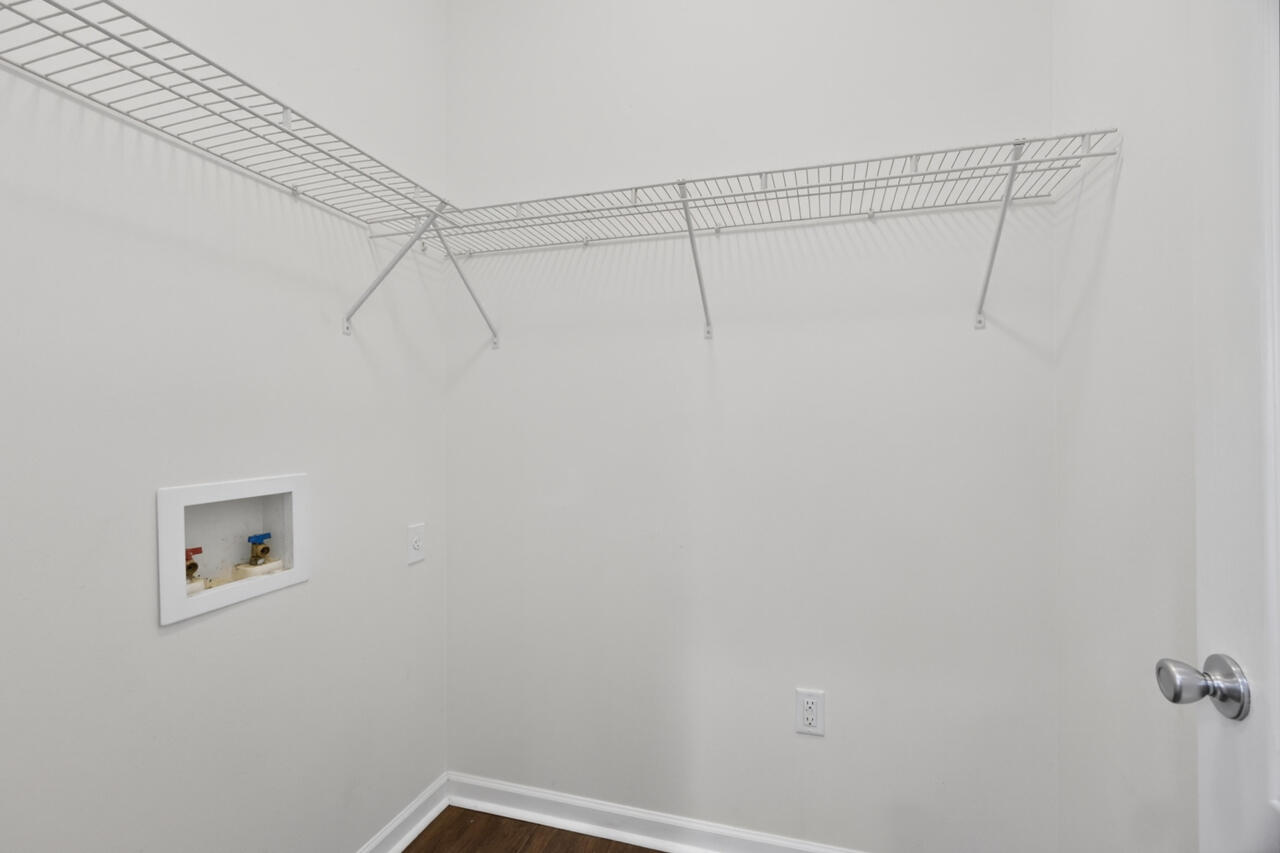 OAKWOOD HILLS UNIT 1 - Residential