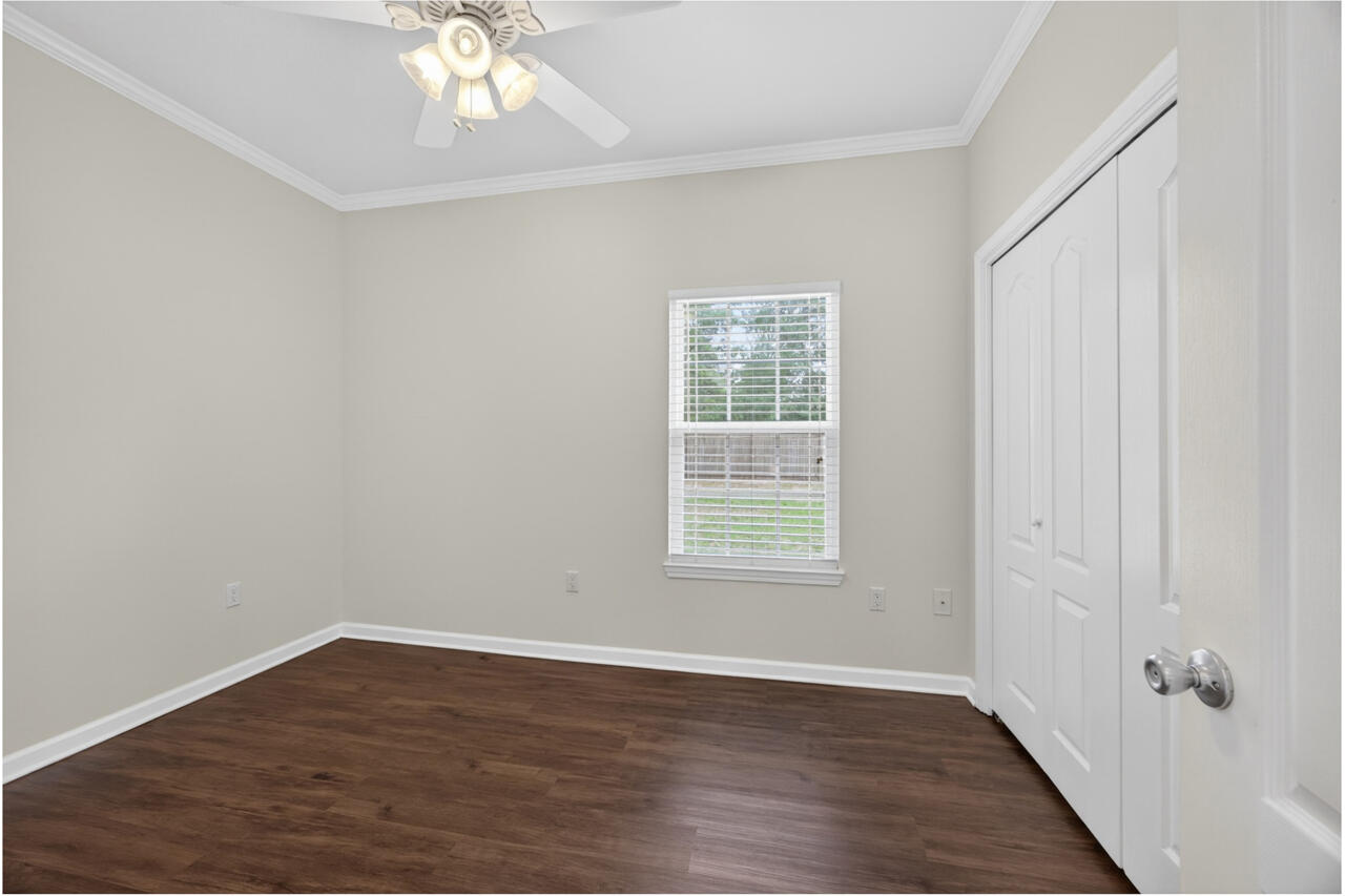 OAKWOOD HILLS UNIT 1 - Residential